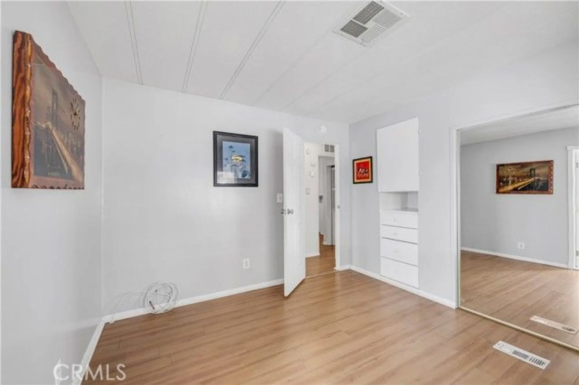 Property Slideshow image 19 of 29 | 1307 brentwood way, Hemet, CA, 92545