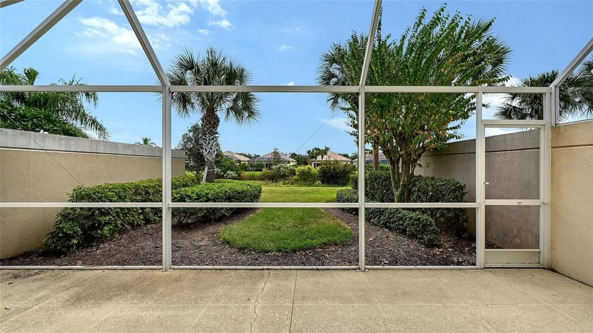 Property Slideshow image 11 of 63 | 1749 burgos dr, Sarasota, FL, 34238