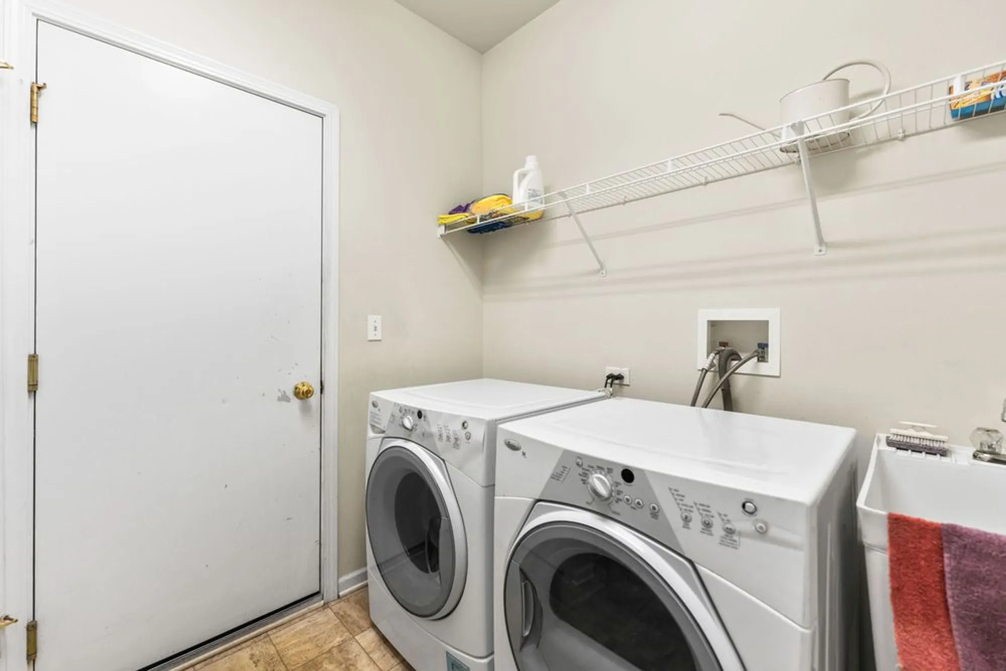 Property Slideshow image 26 of 61 | 13184 oakwood ave, Huntley, IL, 60142