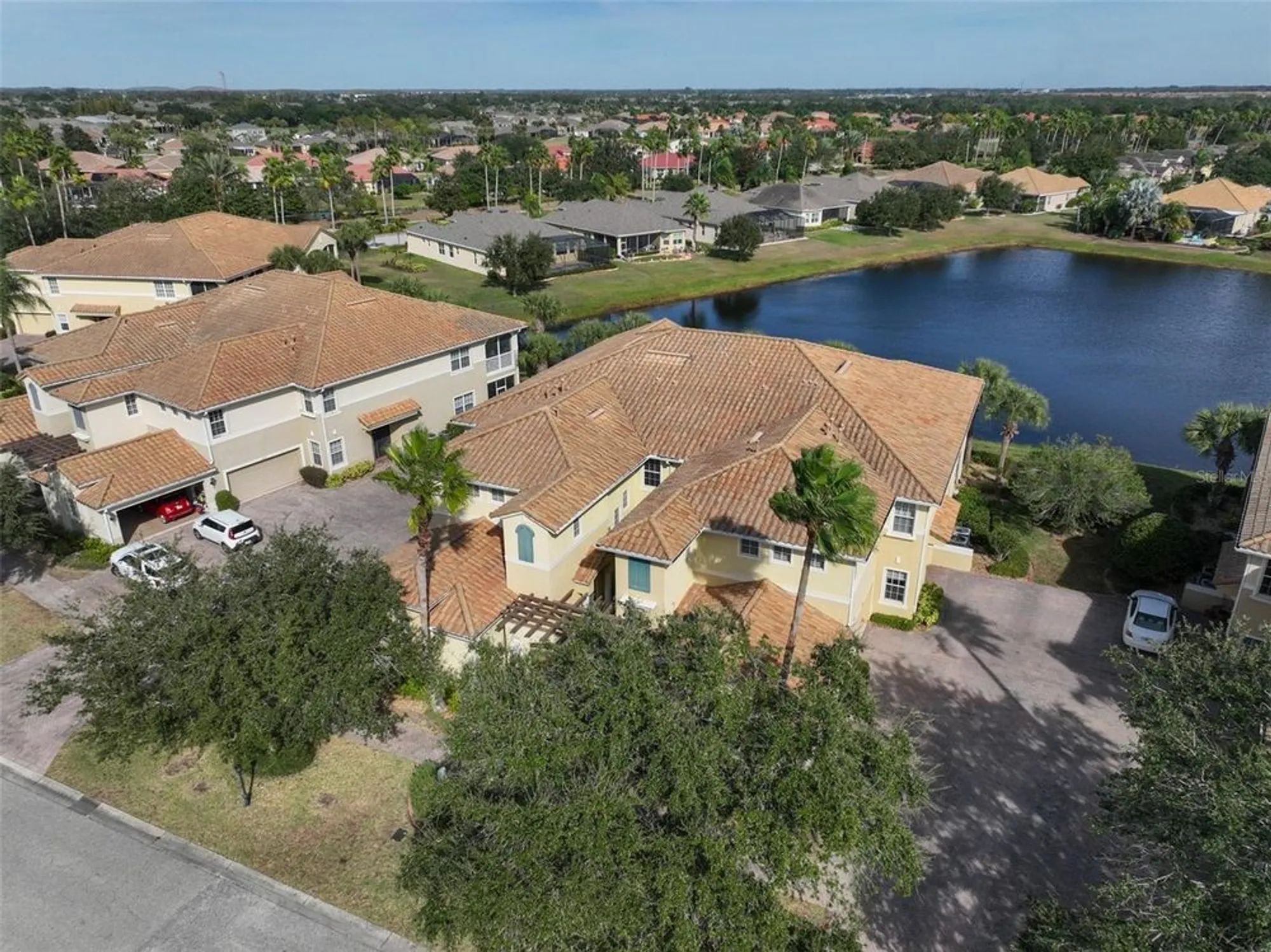 Property Slideshow image 46 of 53 | 1324 emerald dunes dr, Sun City Center, FL, 33573