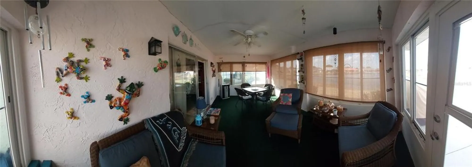 Property Slideshow image 20 of 39 | 906 bluewater dr, Sun City Center, FL, 33573