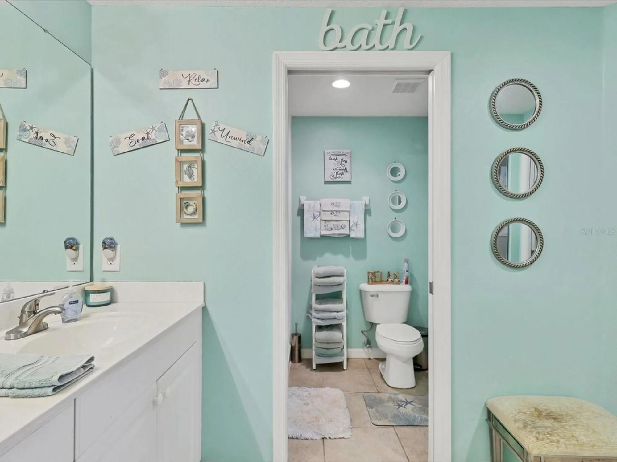 Property Slideshow image 25 of 53 | 7273 cedar hollow cir # 102, Bradenton, FL, 34203