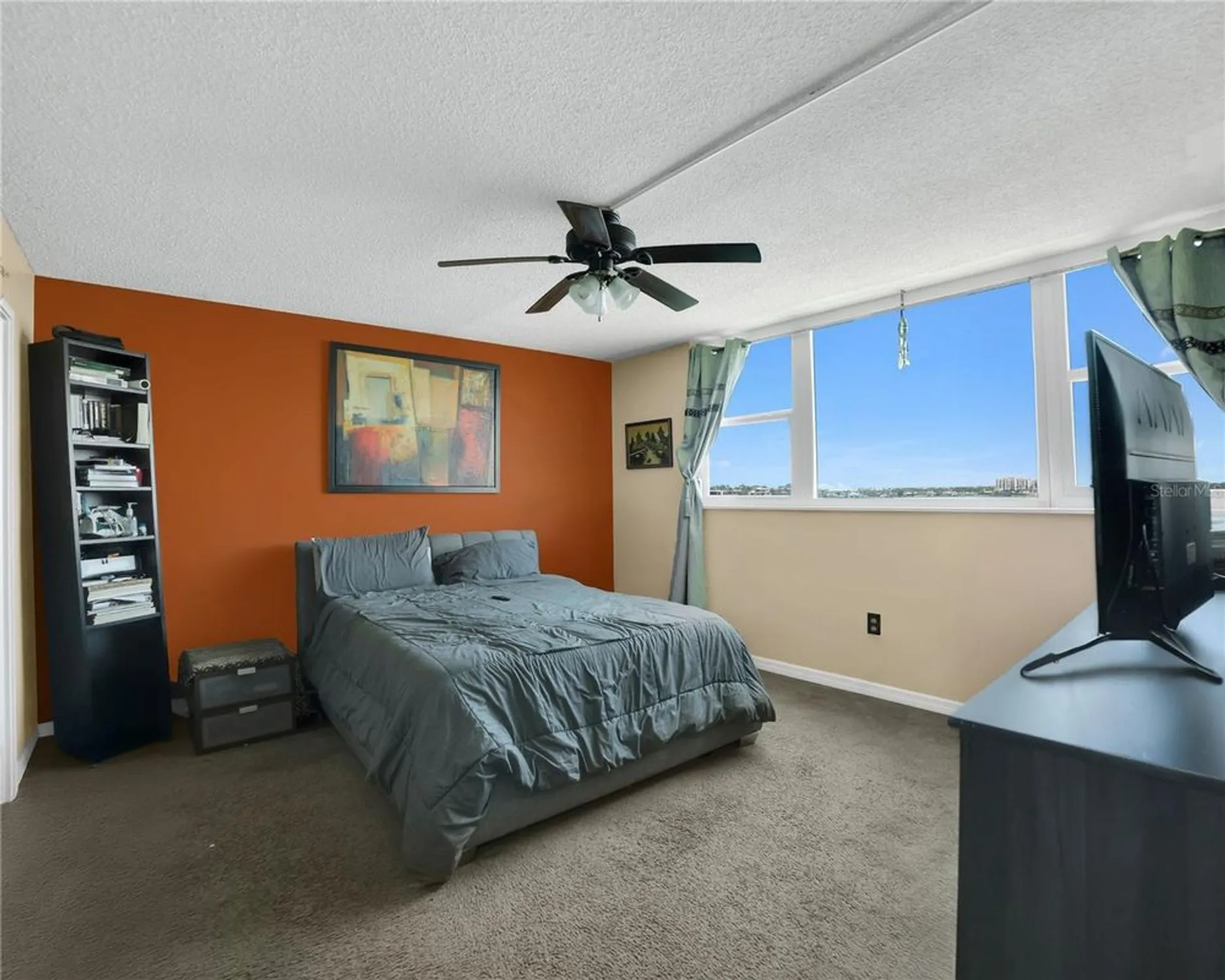 Property Slideshow image 11 of 17 | 7560 bay island dr 348, South Pasadena, FL, 33707