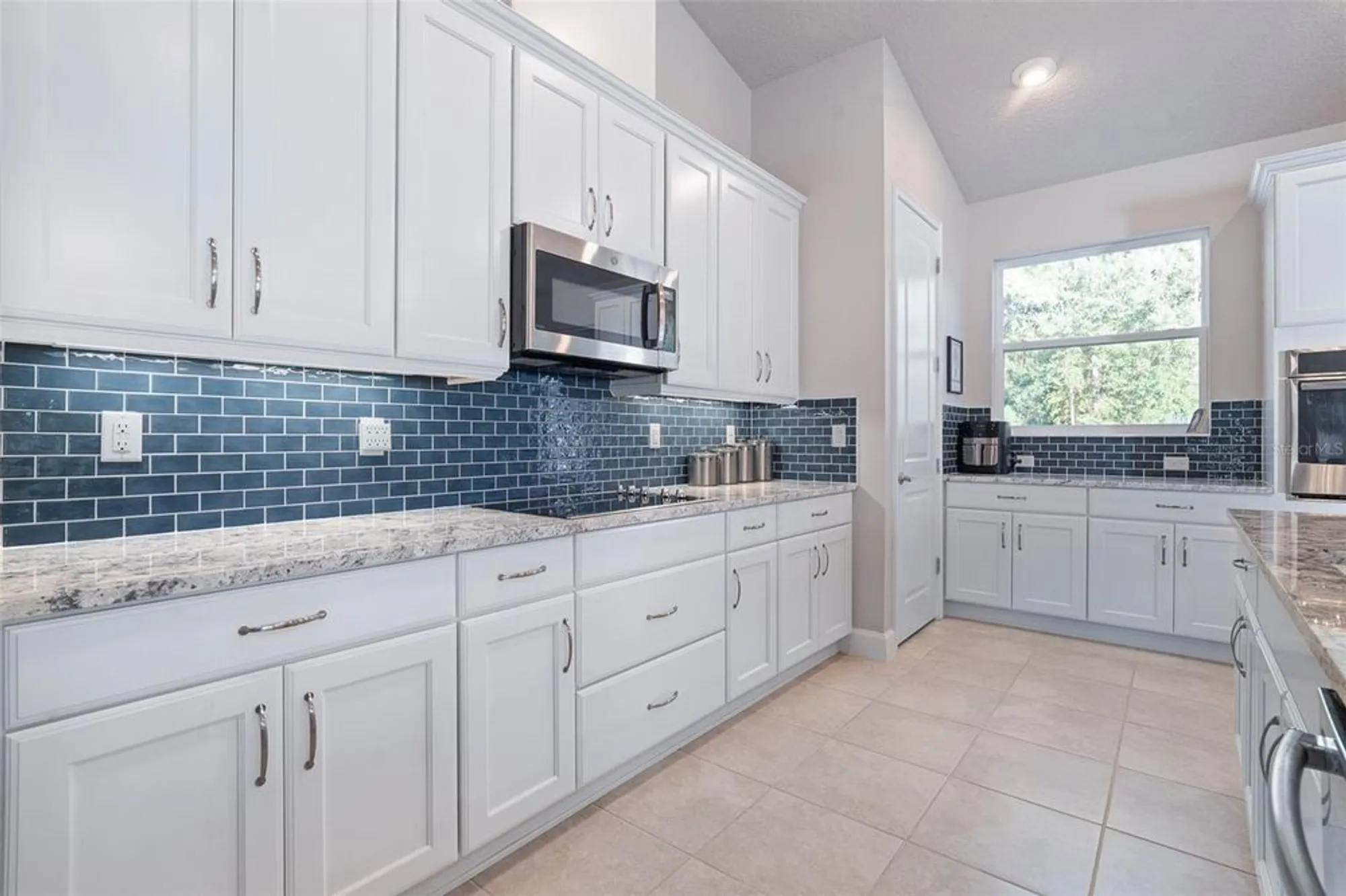 Property Slideshow image 13 of 65 | 823 creekwood dr, Ormond Beach, FL, 32174