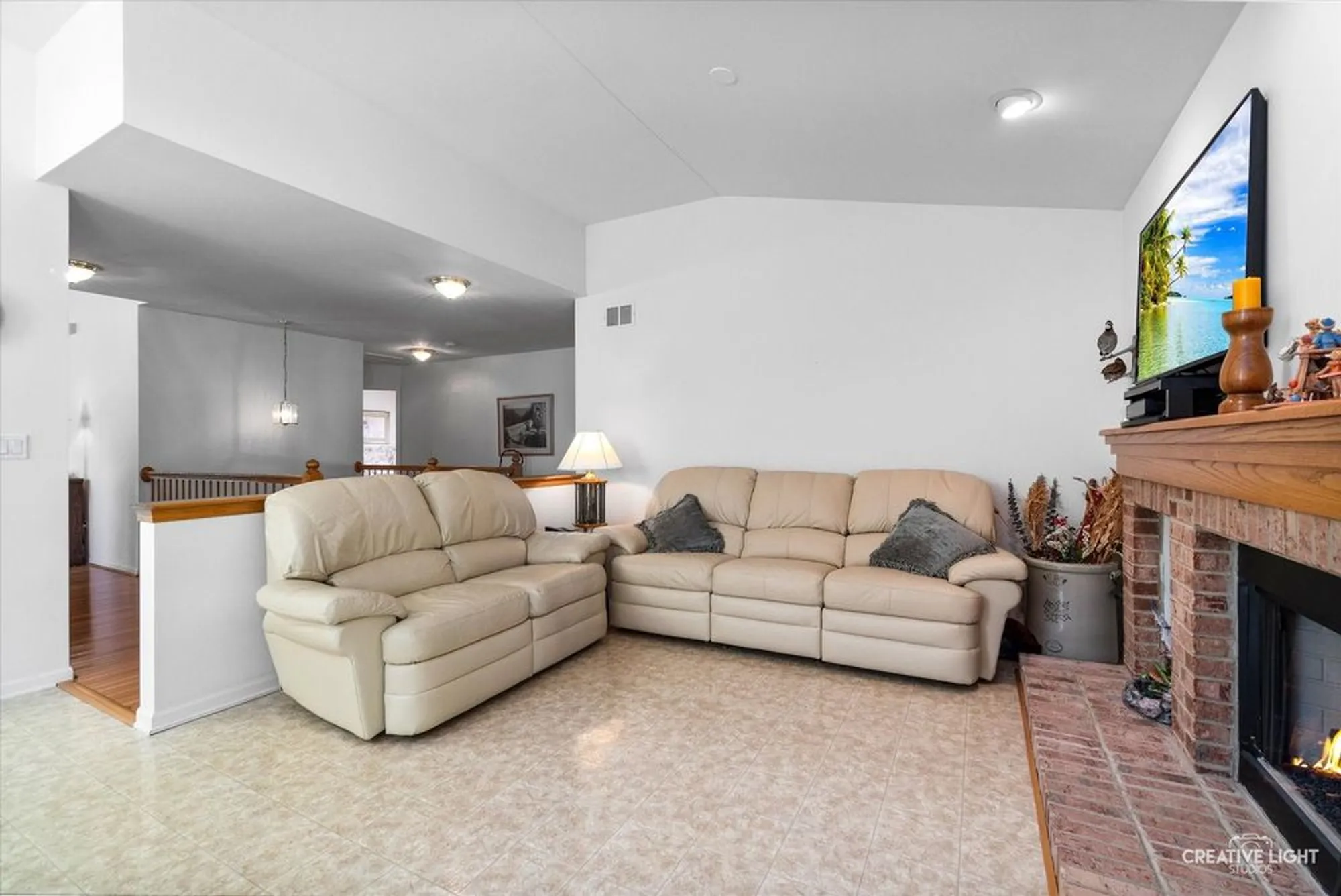 Property Slideshow image 11 of 54 | 13954 s tamarack dr, Plainfield, IL, 60544