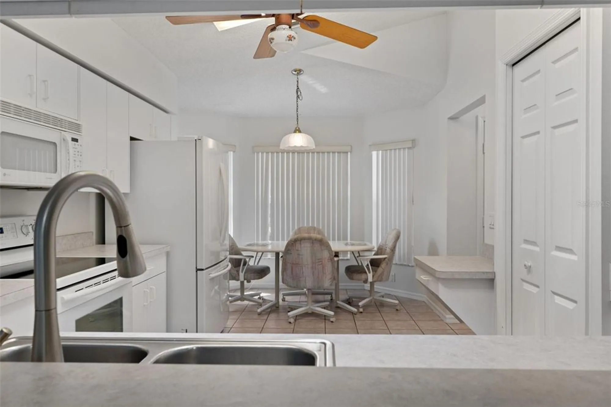 Property Slideshow image 18 of 83 | 7486 bridgewater ln, Spring Hill, FL, 34606