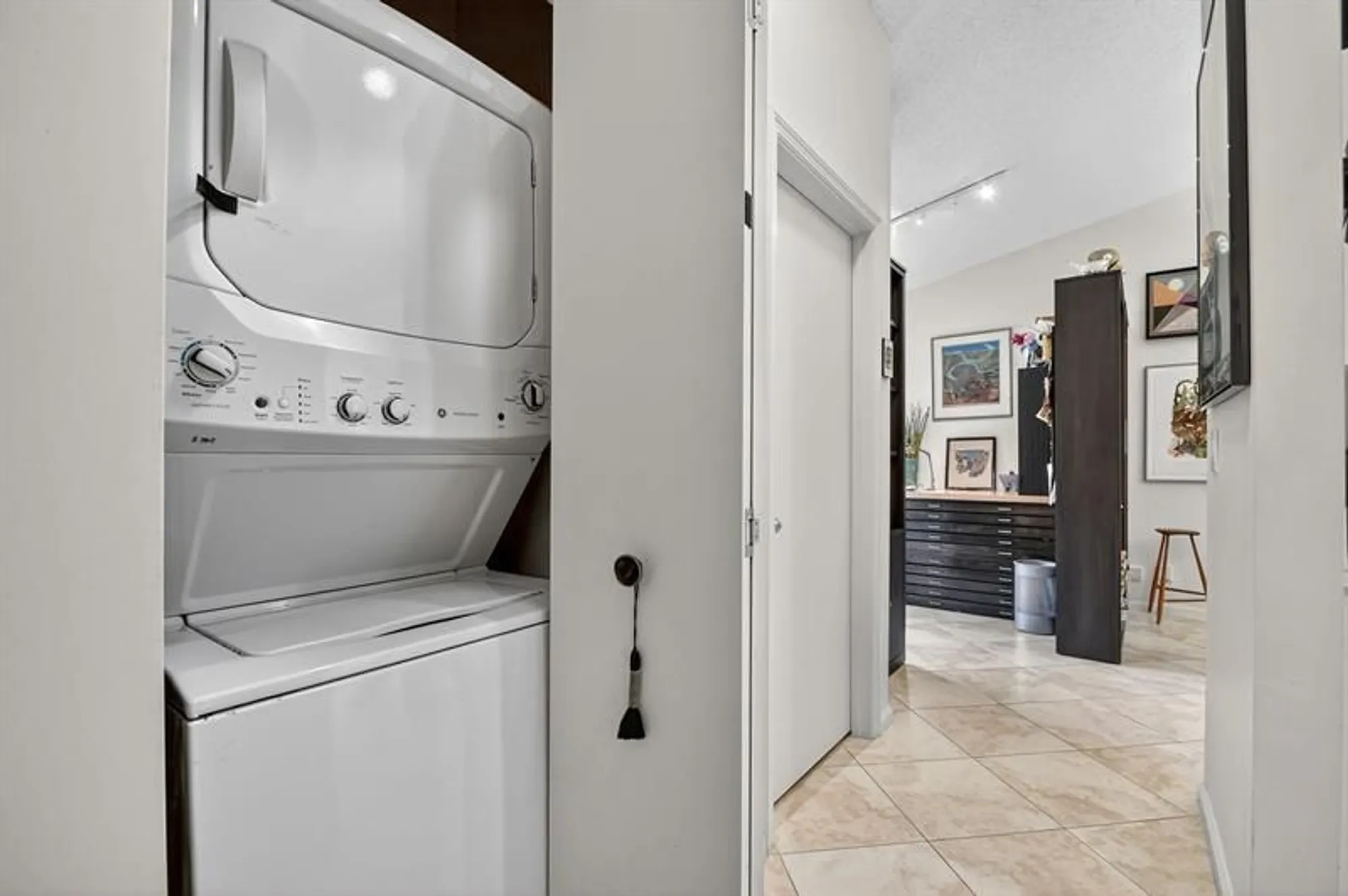 Property Slideshow image 25 of 31 | 9633 sills dr 201, Boynton Beach, FL, 33437