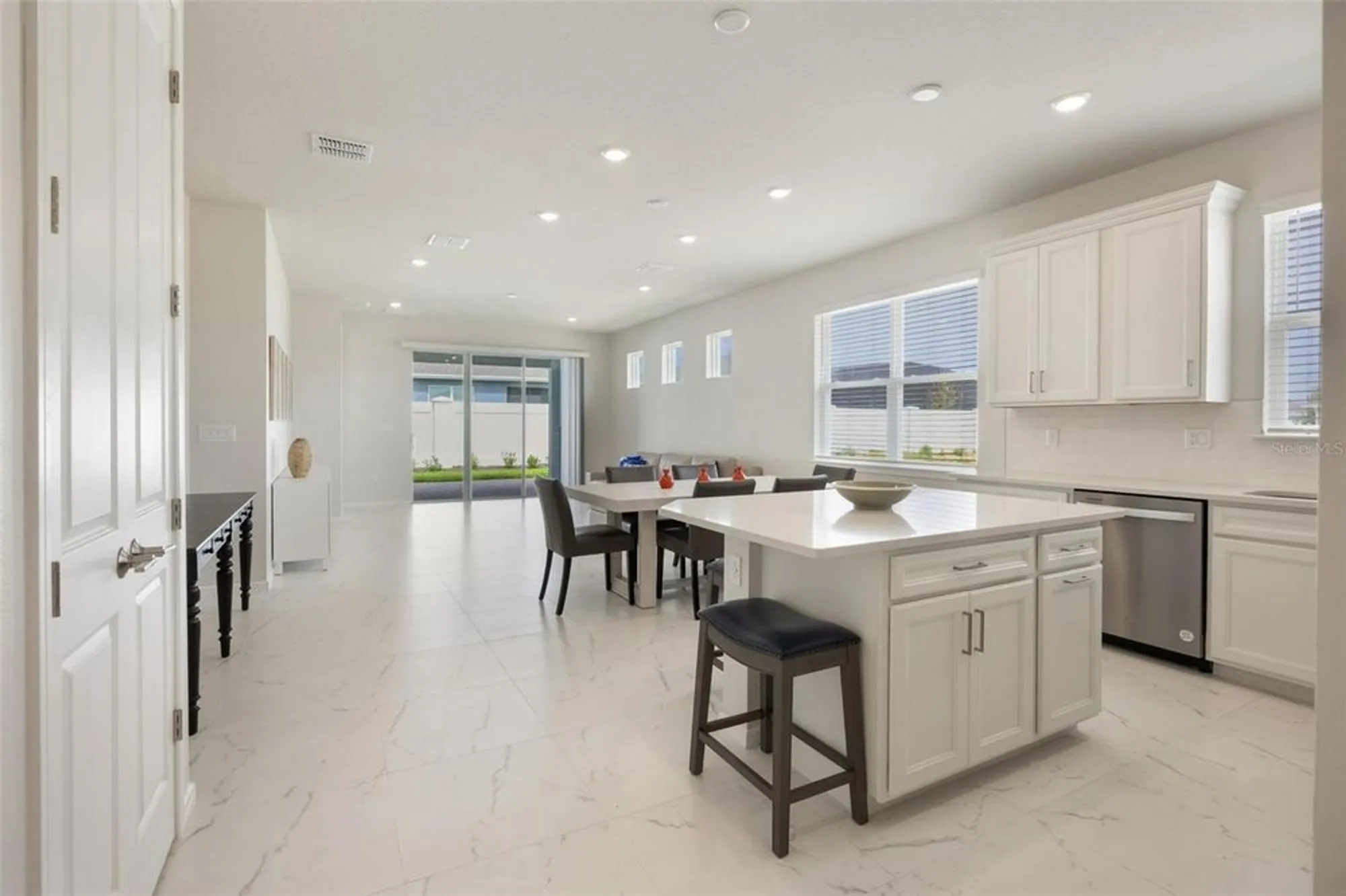 Property Slideshow image 20 of 40 | 13562 pearl beach st, Winter Garden, FL, 34787