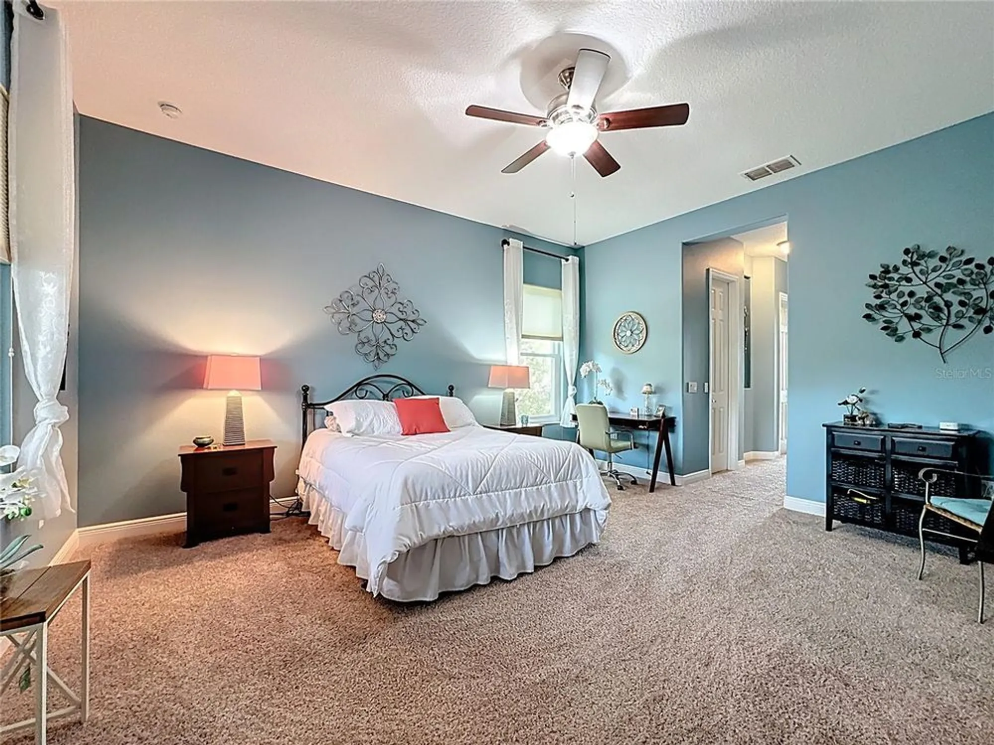 Property Slideshow image 26 of 79 | 670 carmel ln, Poinciana, FL, 34759