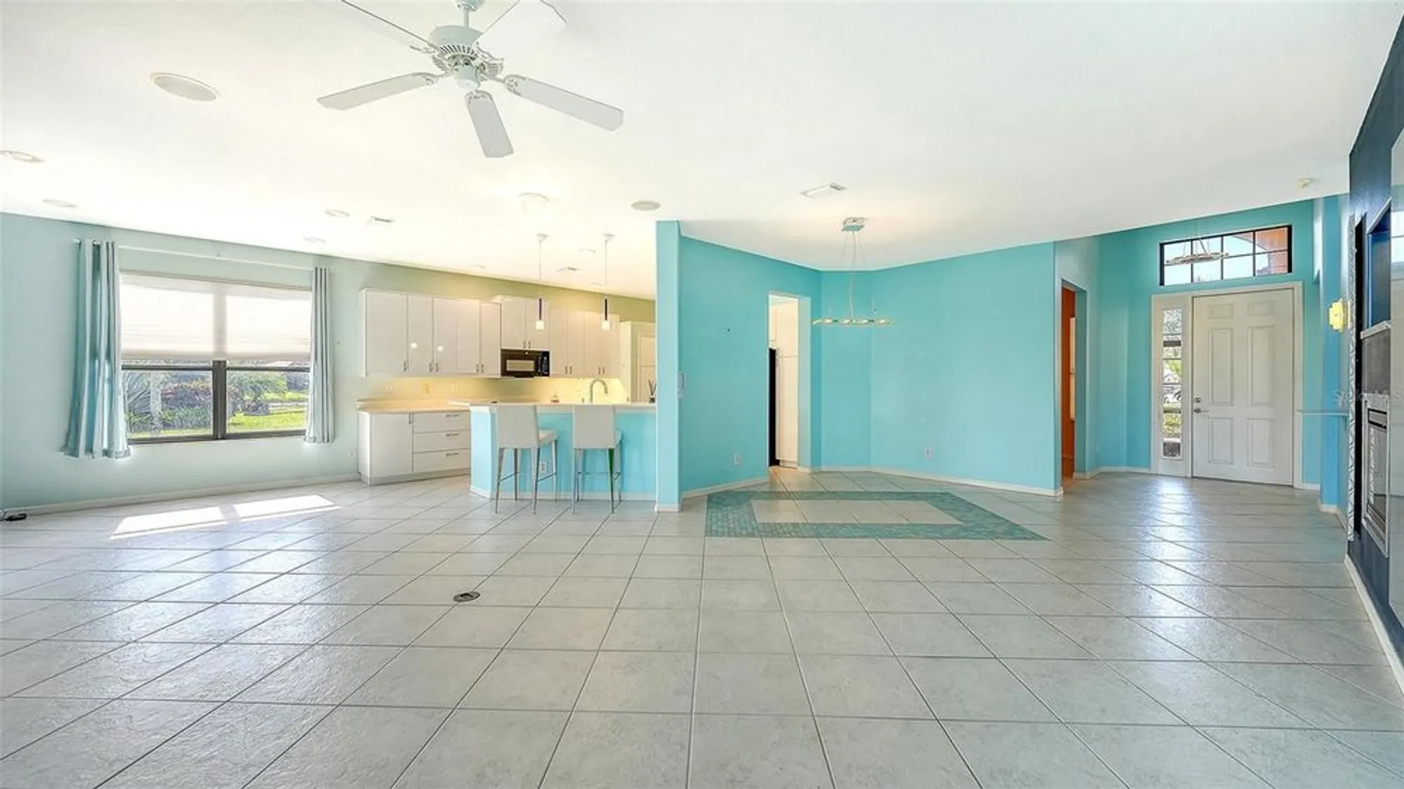 Property Slideshow image 8 of 74 | 4160 mackay falls ter, Sarasota, FL, 34243
