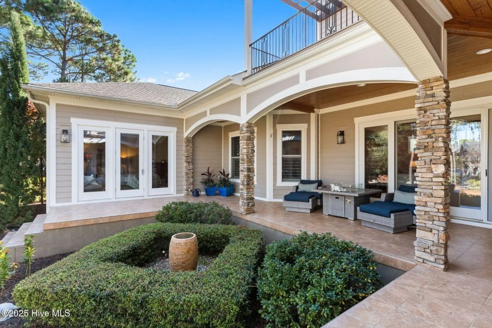 Property Slideshow image 15 of 129 | 4111 wyndmere dr, Southport, NC, 28461