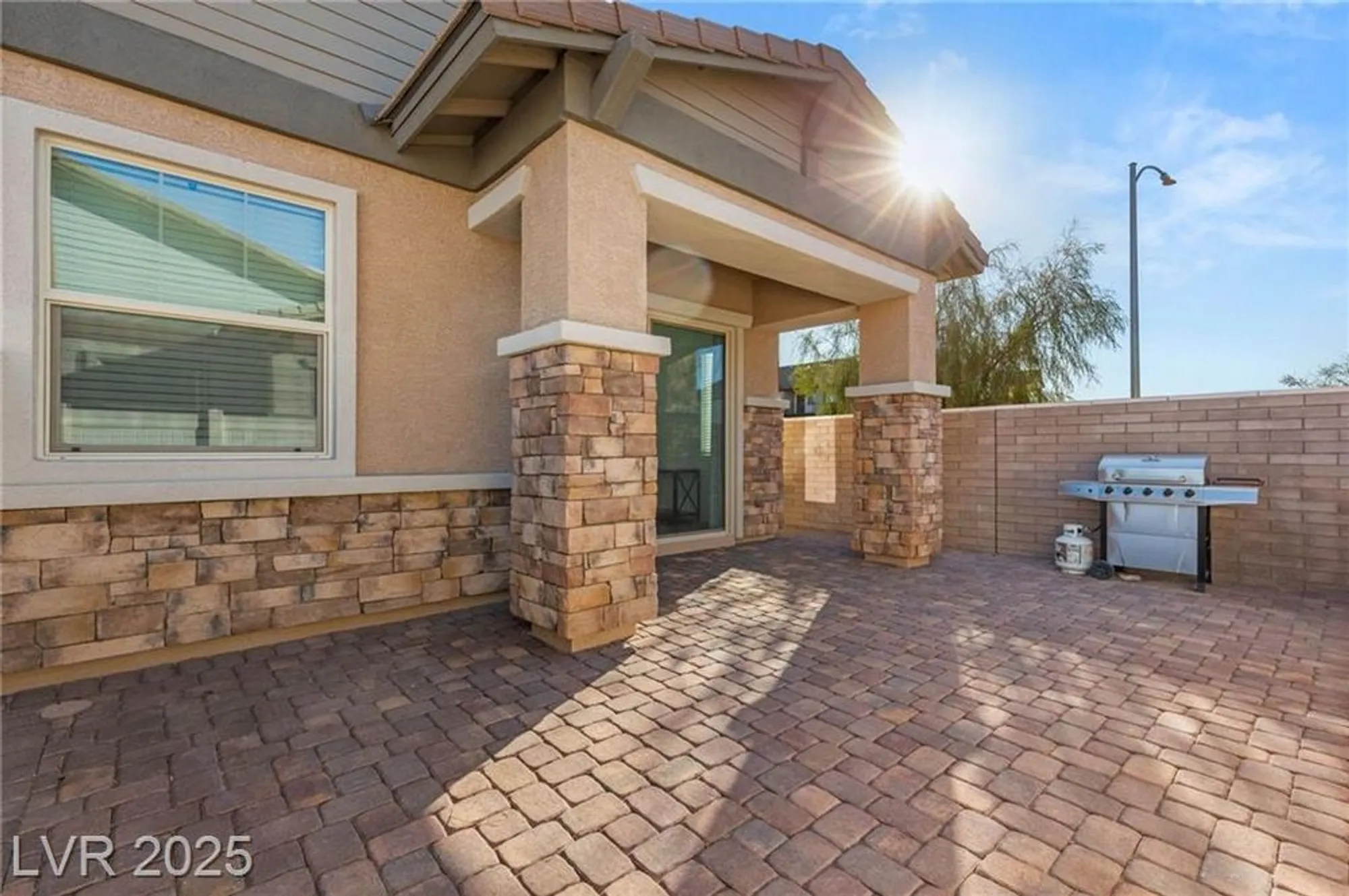 Property Slideshow image 7 of 51 | 209 bellini peak ave, Henderson, NV, 89011