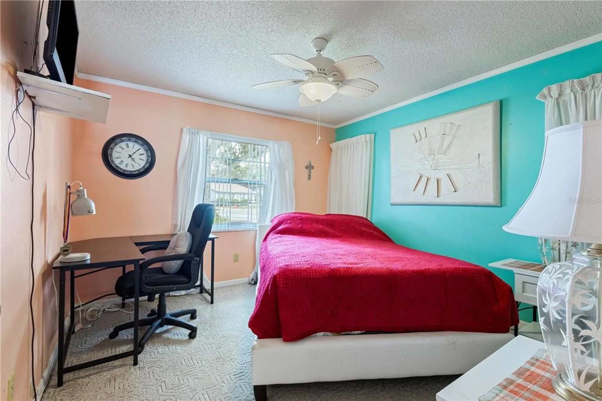Property Slideshow image 18 of 34 | 409 feltham trl b, Sun City Center, FL, 33573