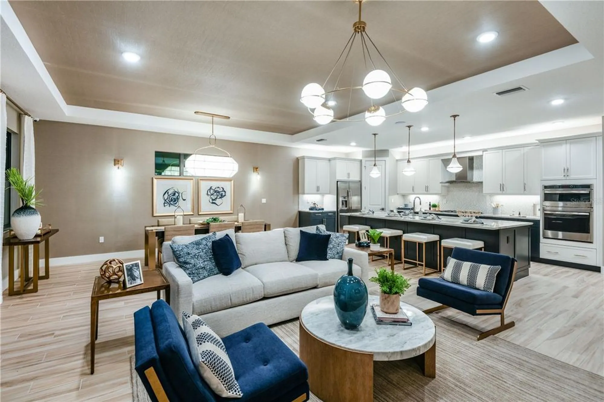 Property Slideshow image 11 of 61 | 18131 cresswind ter, Lakewood Ranch, FL, 34211