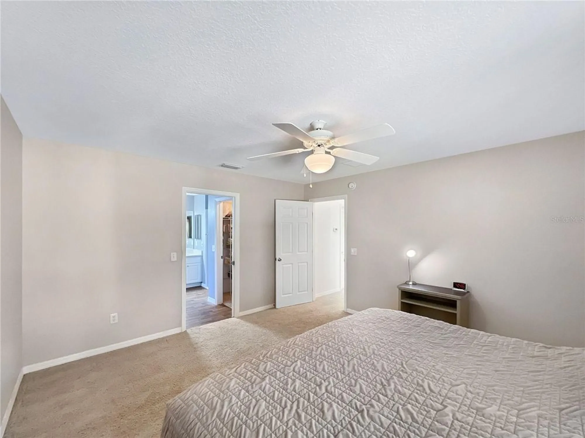 Property Slideshow image 18 of 50 | 2074 harston trl, The Villages, FL, 32162