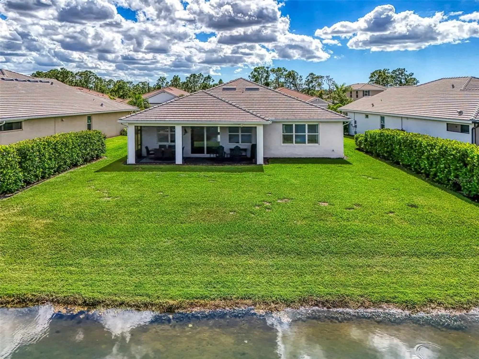 Property Slideshow image 45 of 71 | 560 mistiflower cir, Nokomis, FL, 34275