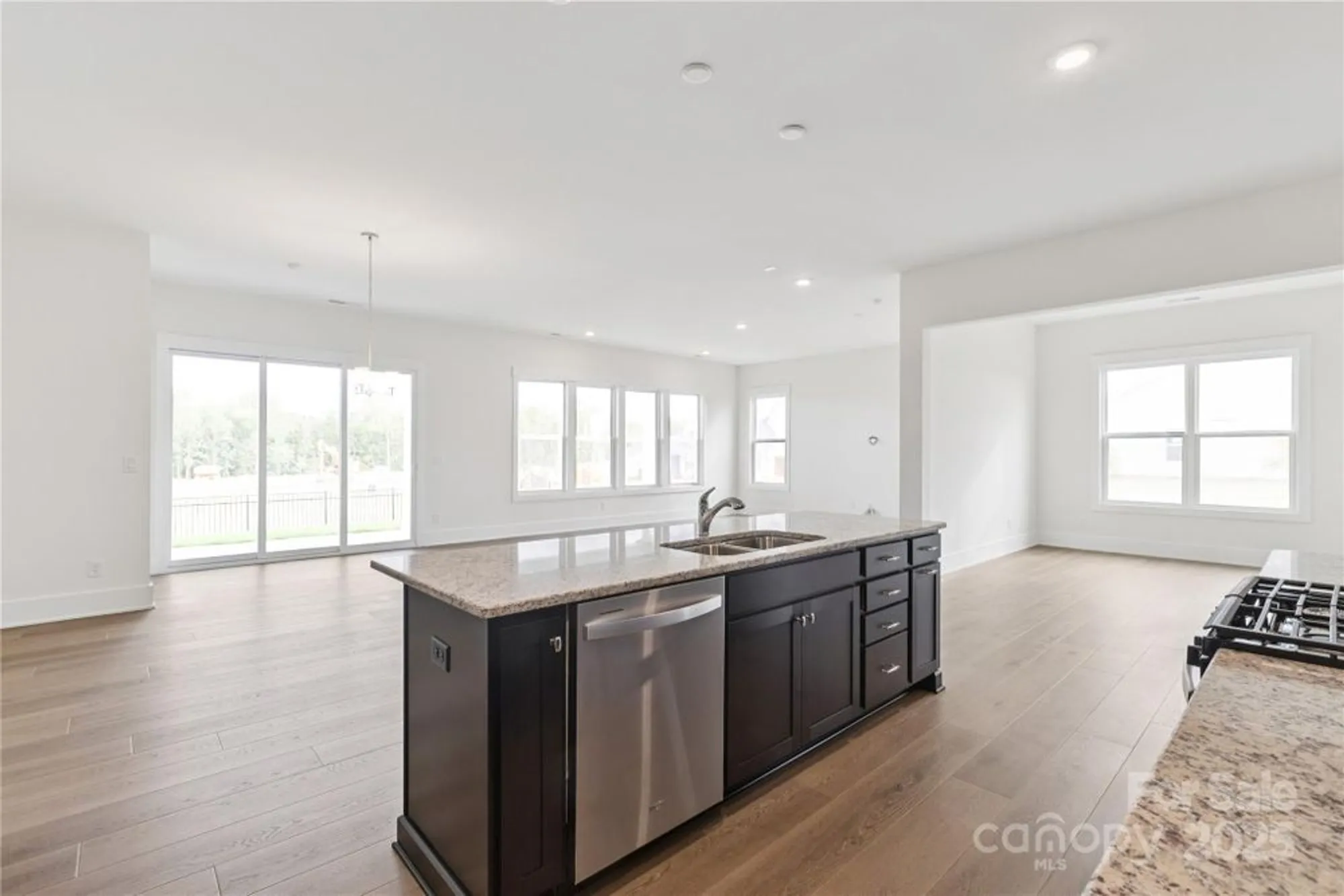 Property Slideshow image 4 of 28 | 4334 durango dr # 265, Indian Land, SC, 29707