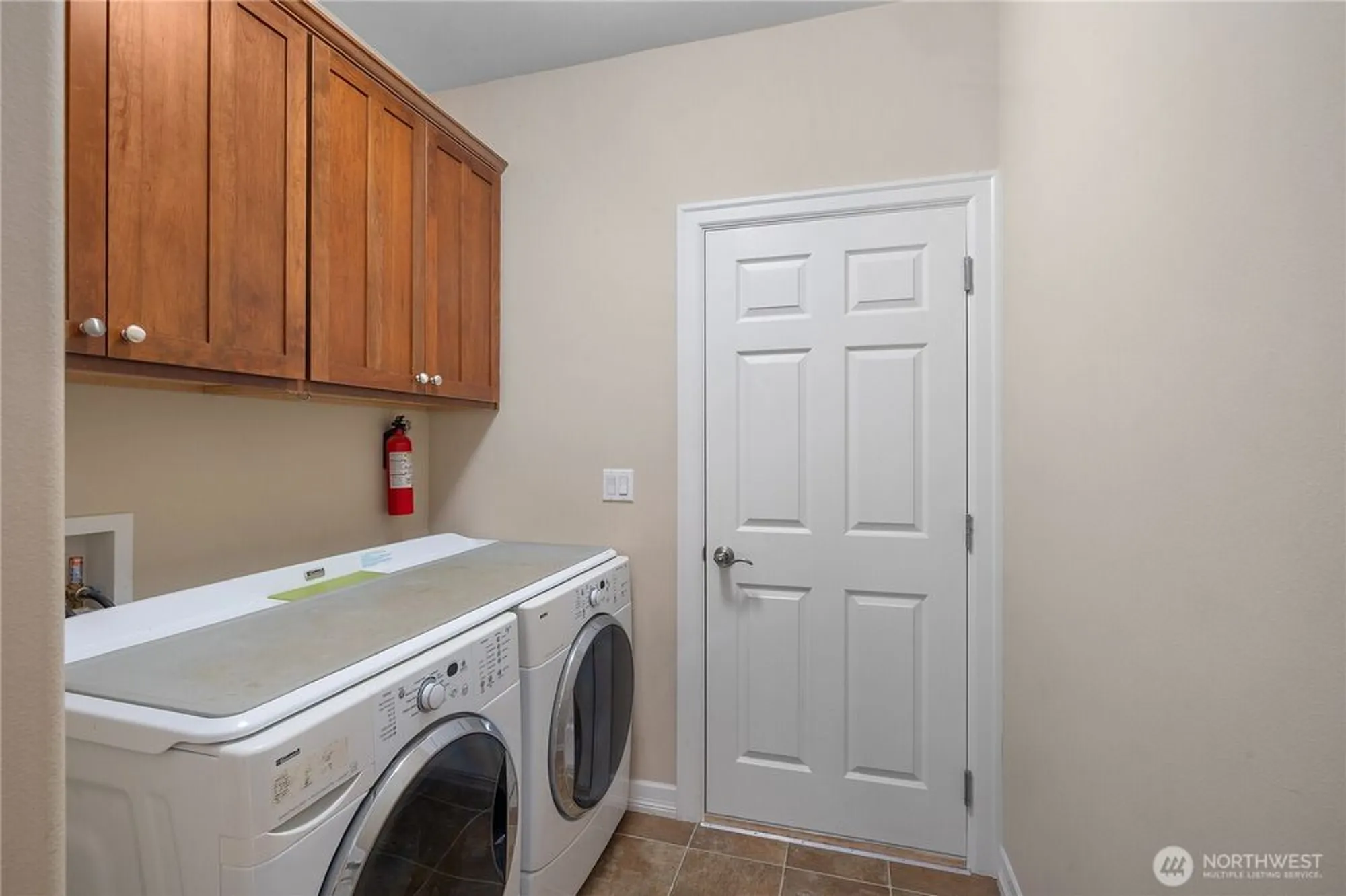 Property Slideshow image 23 of 40 | 8327 vashon dr, Lacey, WA, 98516