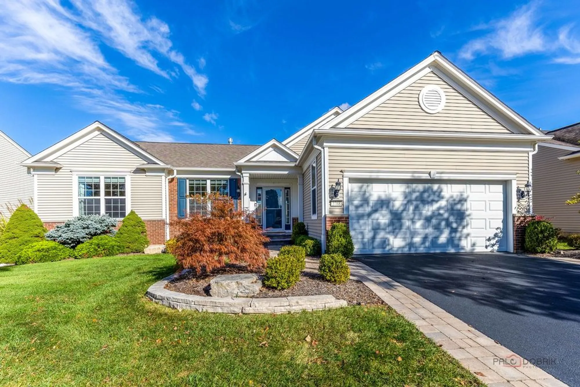 Property Slideshow image 1 of 39 | 3768 canton cir, Mundelein, IL, 60060