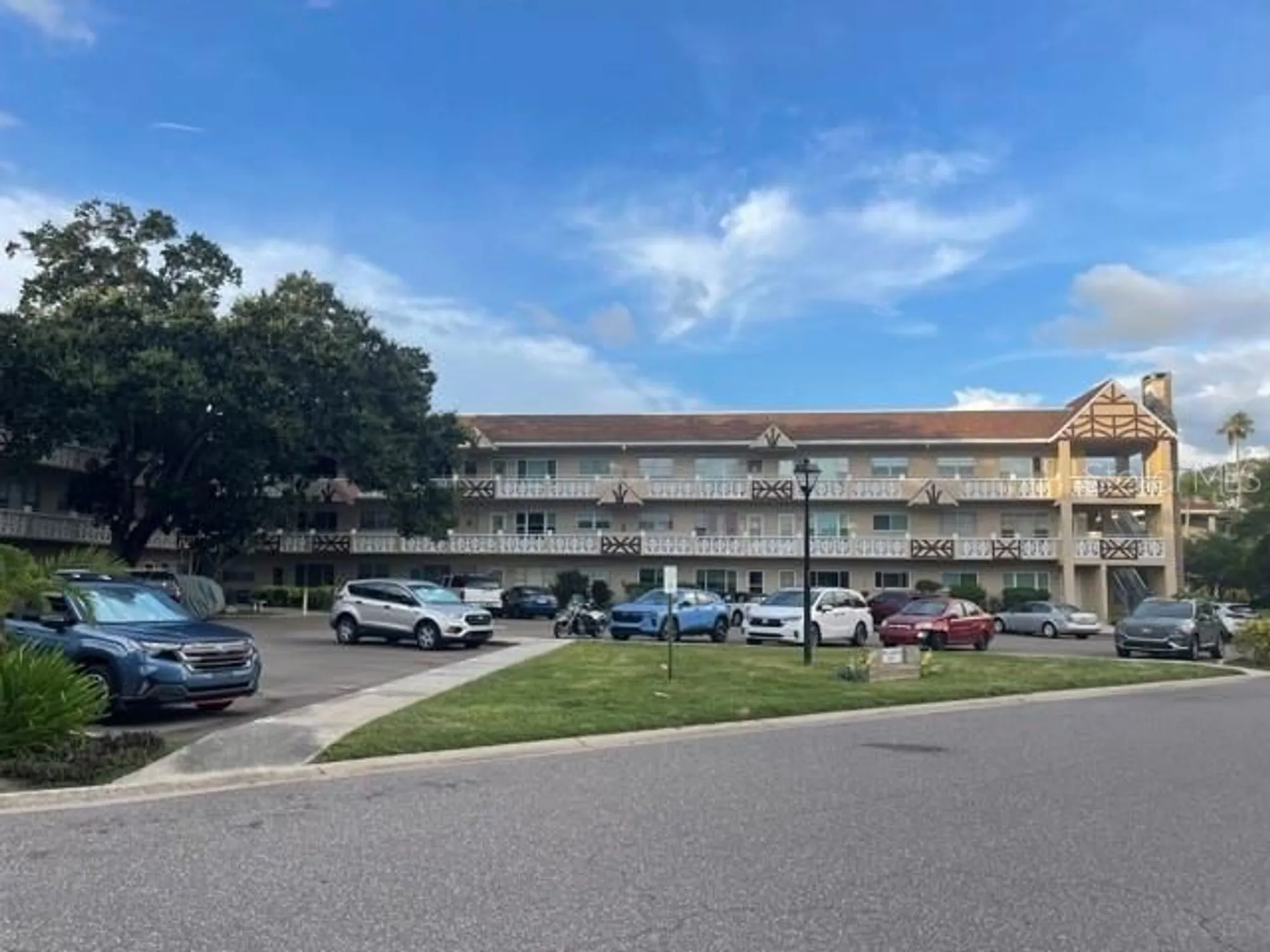 Property Slideshow image 23 of 31 | 2310 denmark st 50, Clearwater, FL, 33763