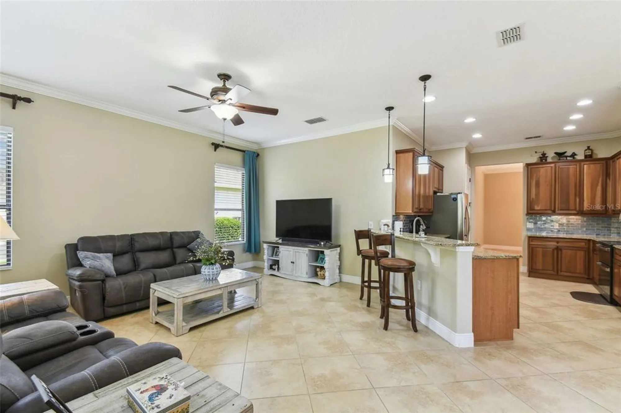 Property Slideshow image 11 of 61 | 429 villa park rd, Kissimmee, FL, 34759