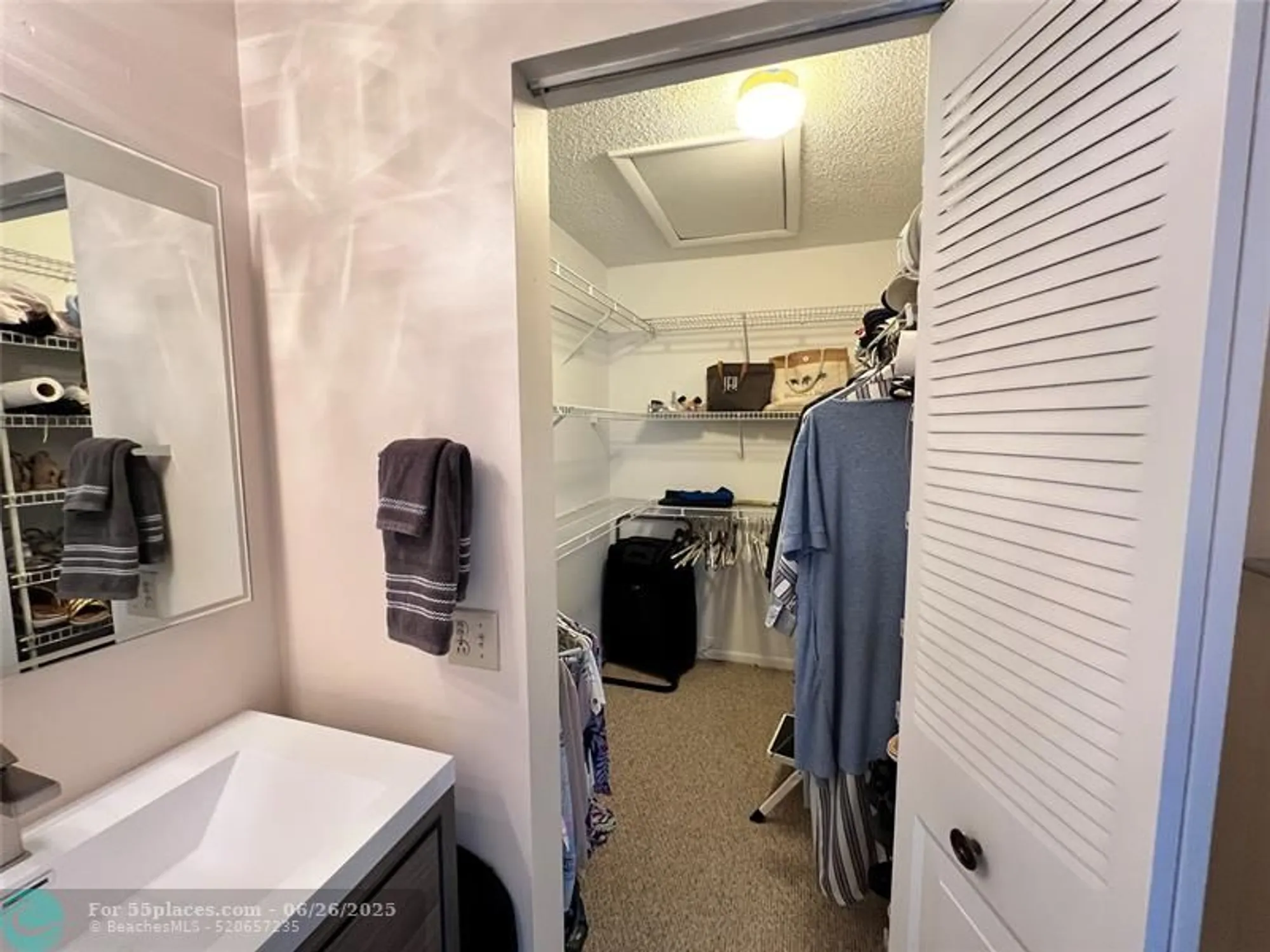 Property Slideshow image 33 of 41 | 8460 casa del lago e, Boca Raton, FL, 33433