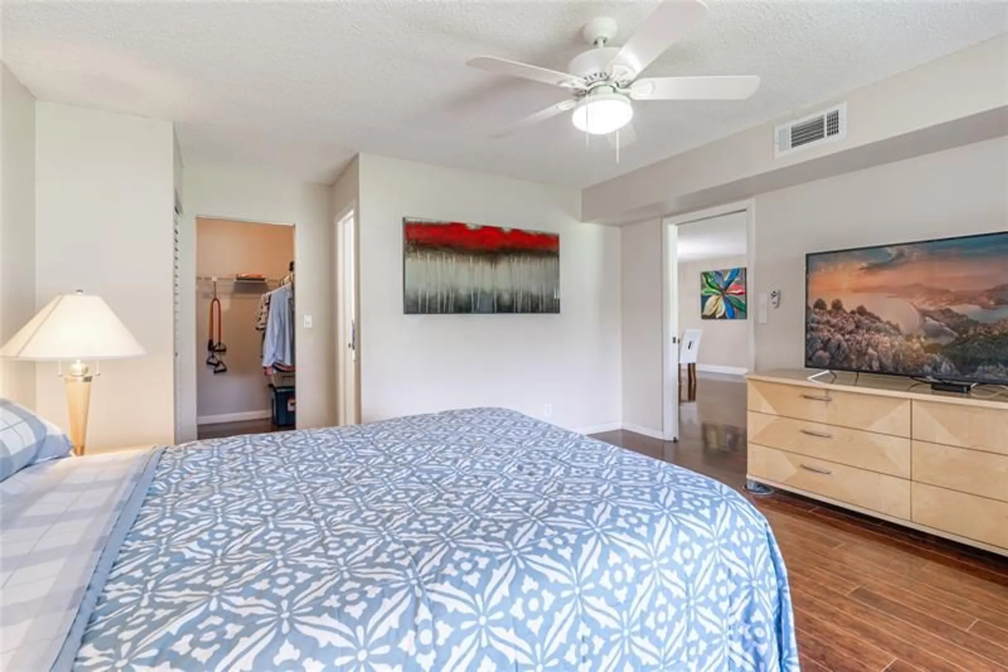 Property Slideshow image 12 of 54 | 150 s hollybrook ter 107, Pembroke Pines, FL, 33025