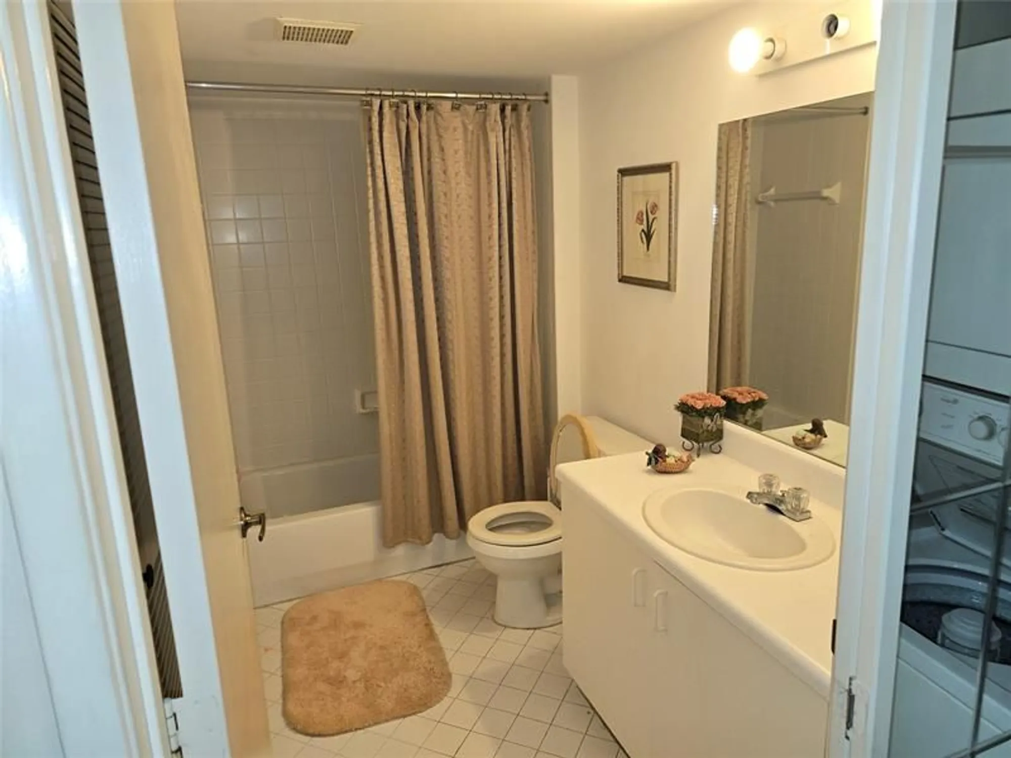 Property Slideshow image 8 of 27 | 550 sw 138th ave 402k, Pembroke Pines, FL, 33027