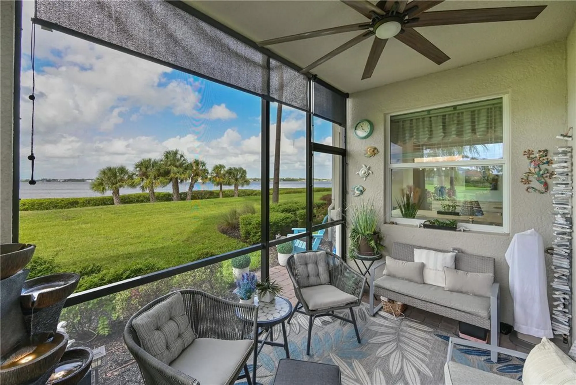 Property Slideshow image 23 of 74 | 910 tidewater shores loop 102, Bradenton, FL, 34208