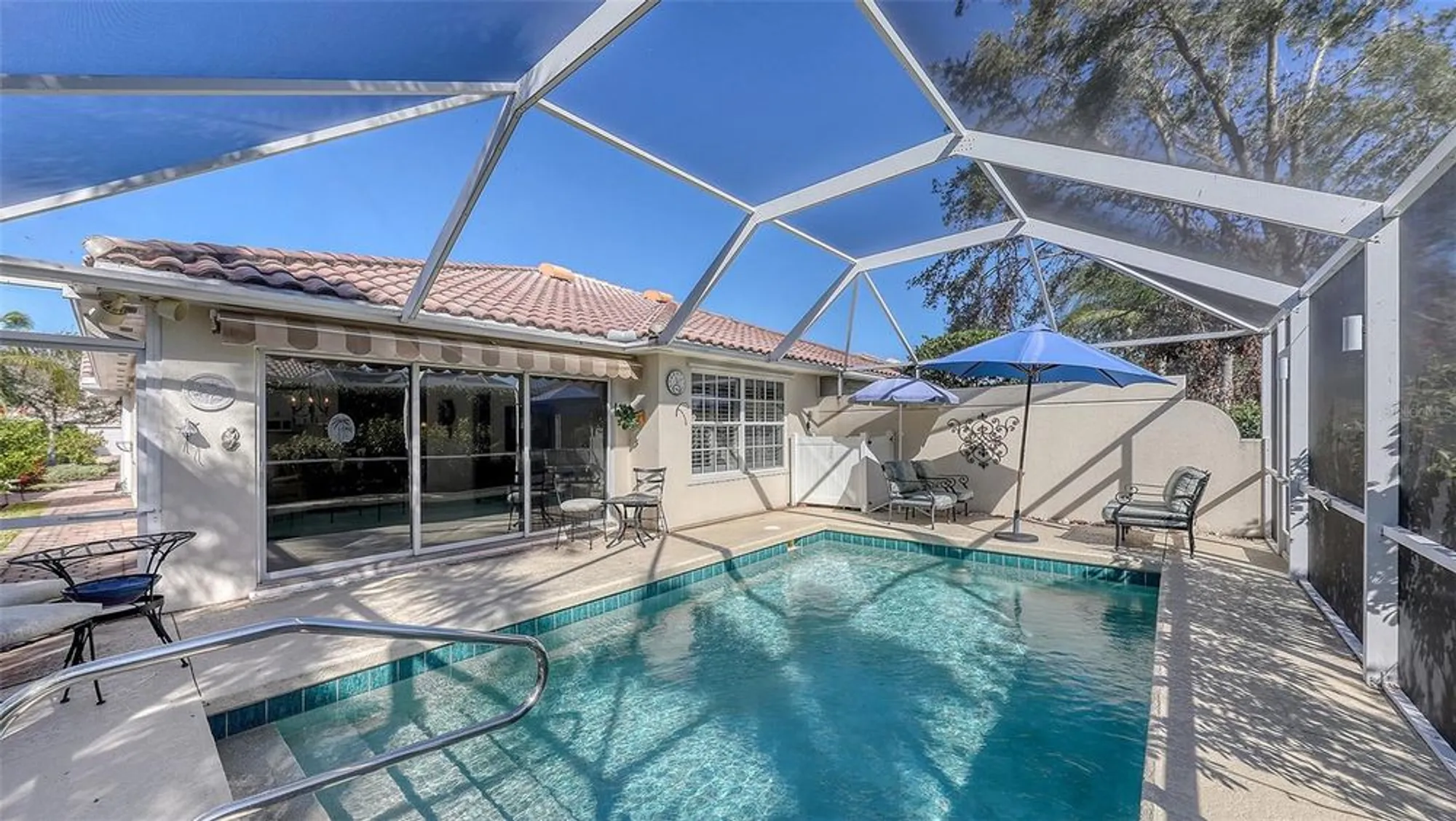 Property Slideshow image 37 of 93 | 7575 quinto dr, Sarasota, FL, 34238