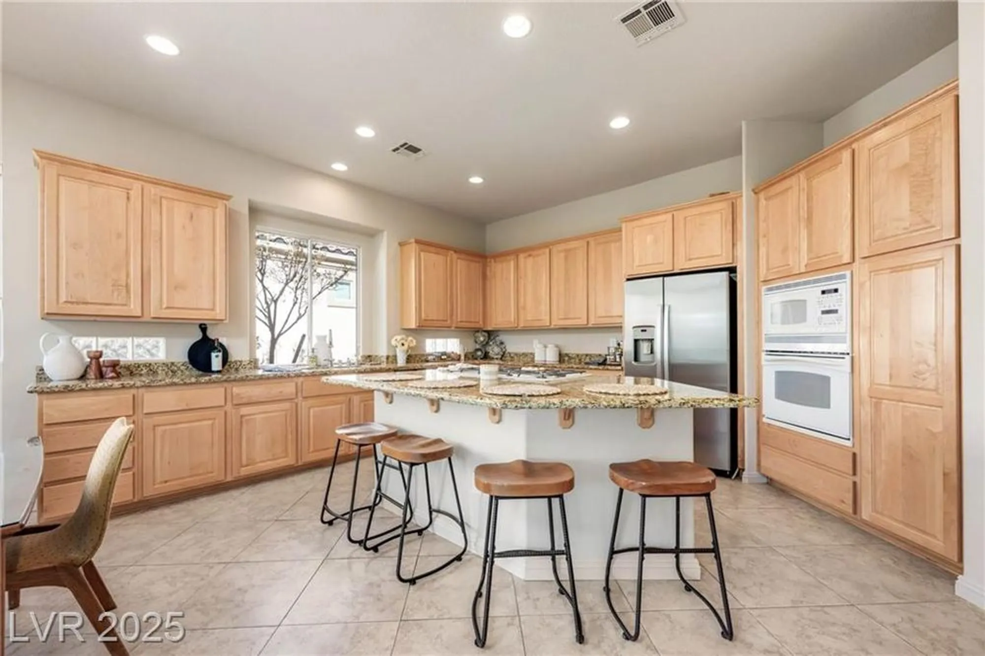 Property Slideshow image 20 of 54 | 10243 cantiamo ct, Las Vegas, NV, 89135
