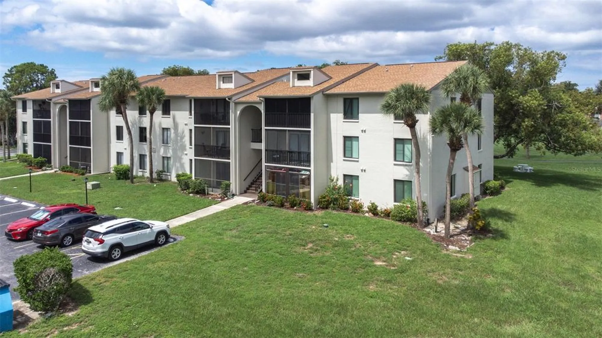 Property Slideshow image 2 of 34 | 1871 pine ridge way w apt h3, Palm Harbor, FL, 34684