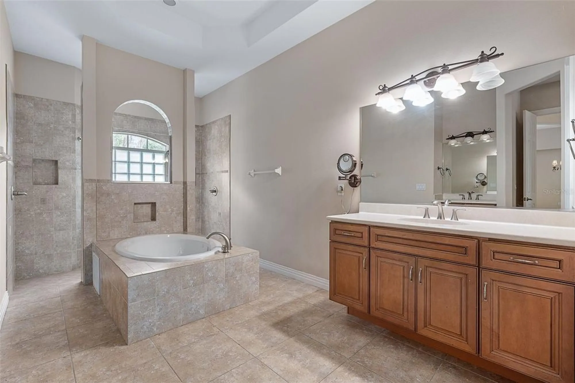 Property Slideshow image 77 of 82 | 19 lakeview ln, Palm Coast, FL, 32137