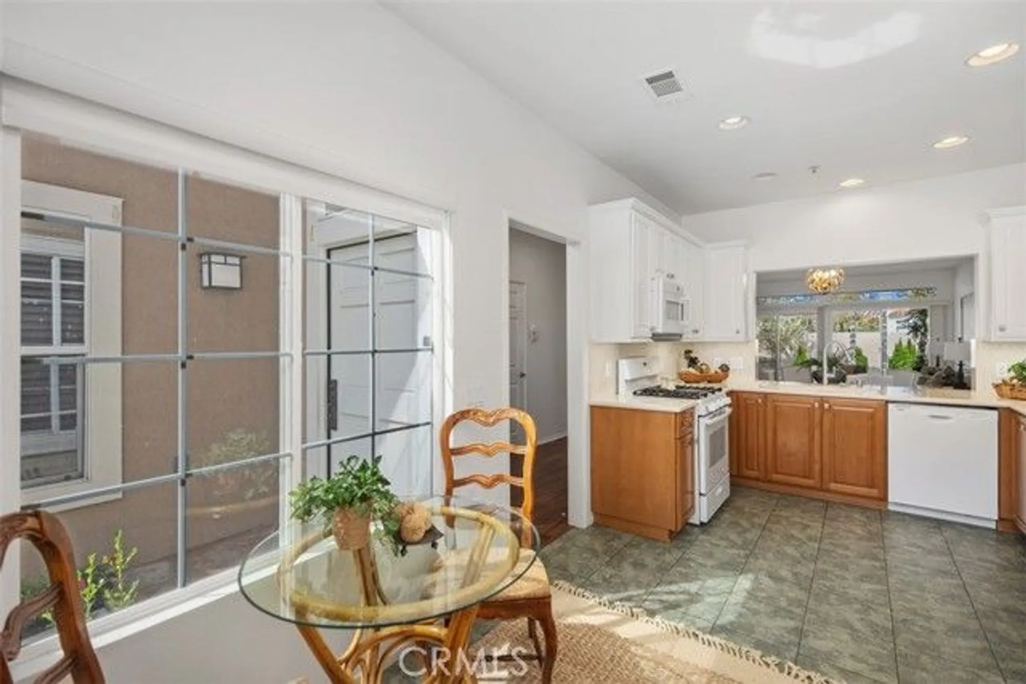 Property Slideshow image 18 of 42 | 21659 paseo casiano, Mission Viejo, CA, 92692