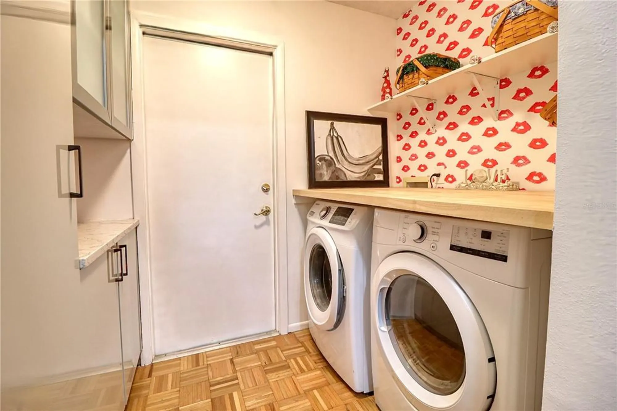 Property Slideshow image 24 of 77 | 7149 fairway bend cir, Sarasota, FL, 34243