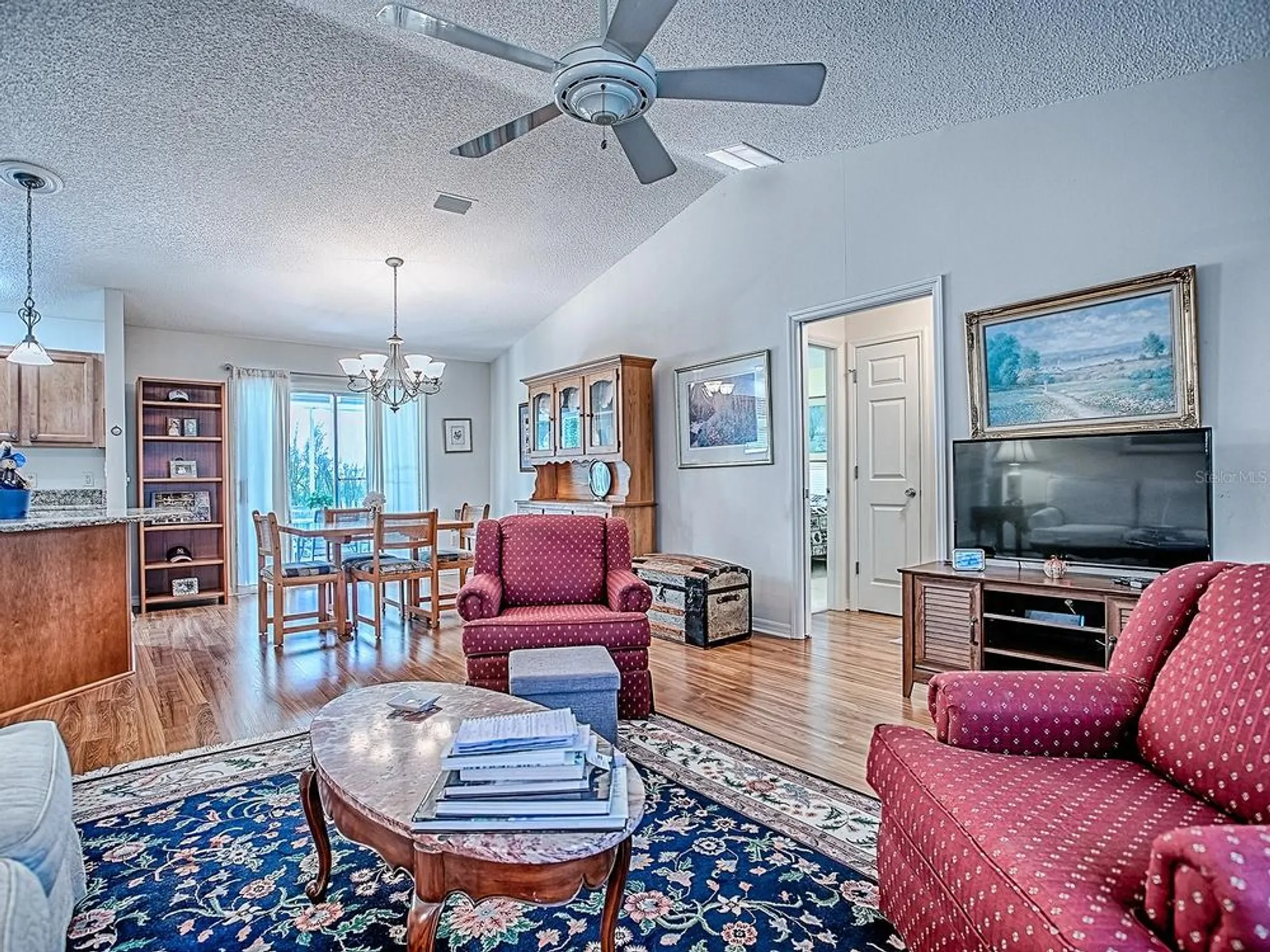 Property Slideshow image 13 of 44 | 133 olanta dr, The Villages, FL, 32162
