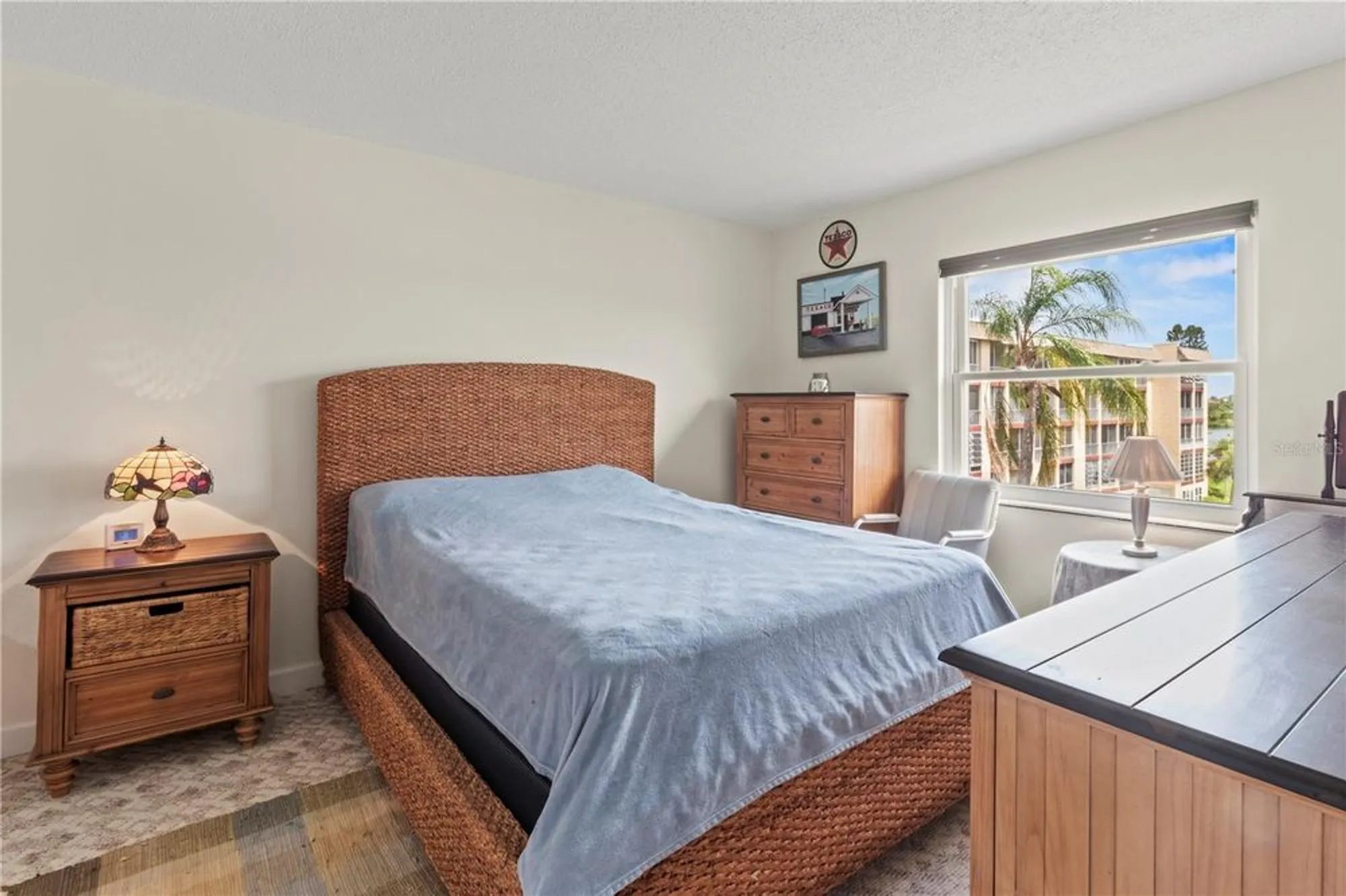 Property Slideshow image 15 of 38 | 4103 lake bayshore dr # 404, Bradenton, FL, 34205