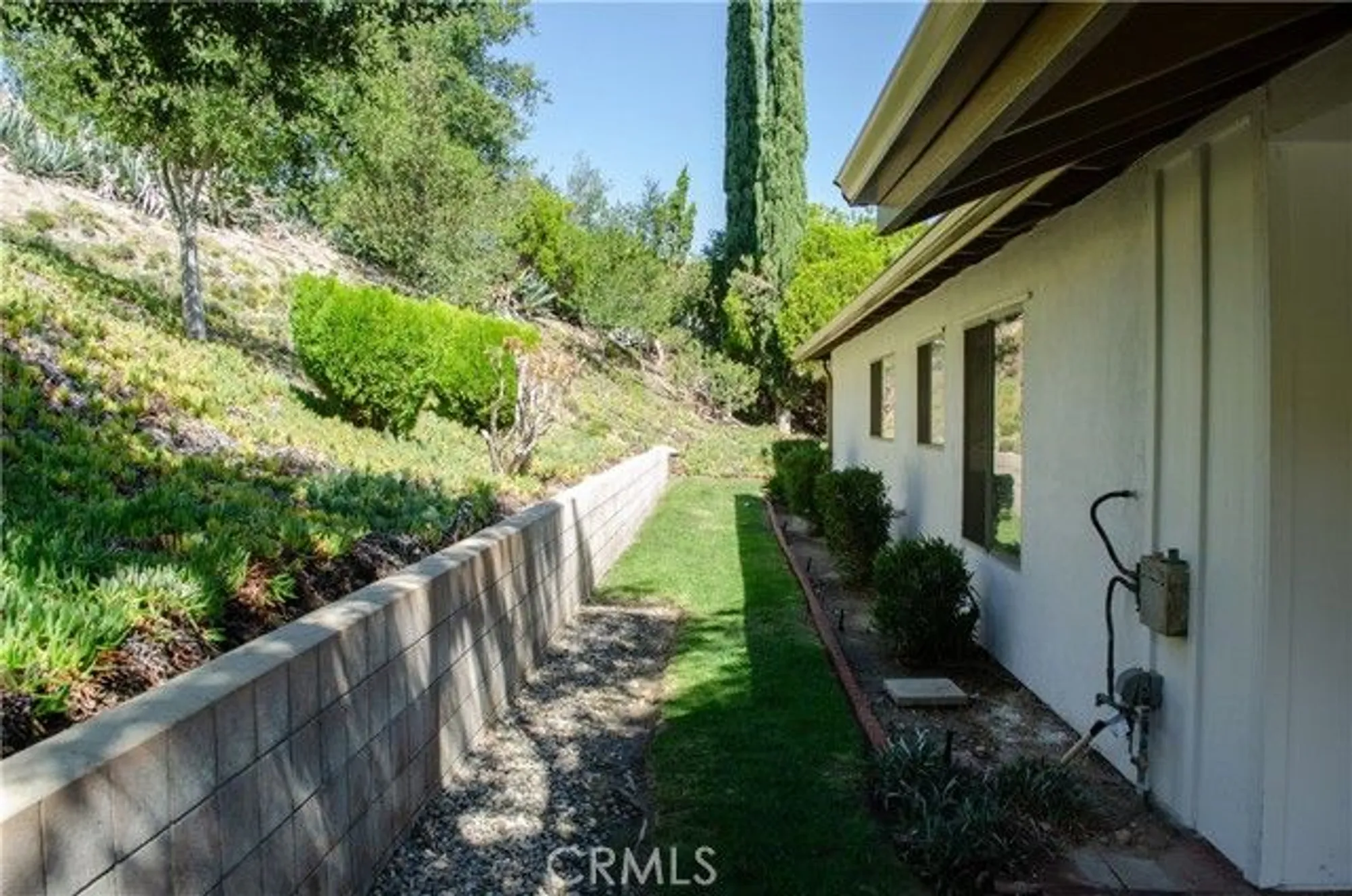 Property Slideshow image 4 of 44 | 26701 oak branch cir, Newhall, CA, 91321