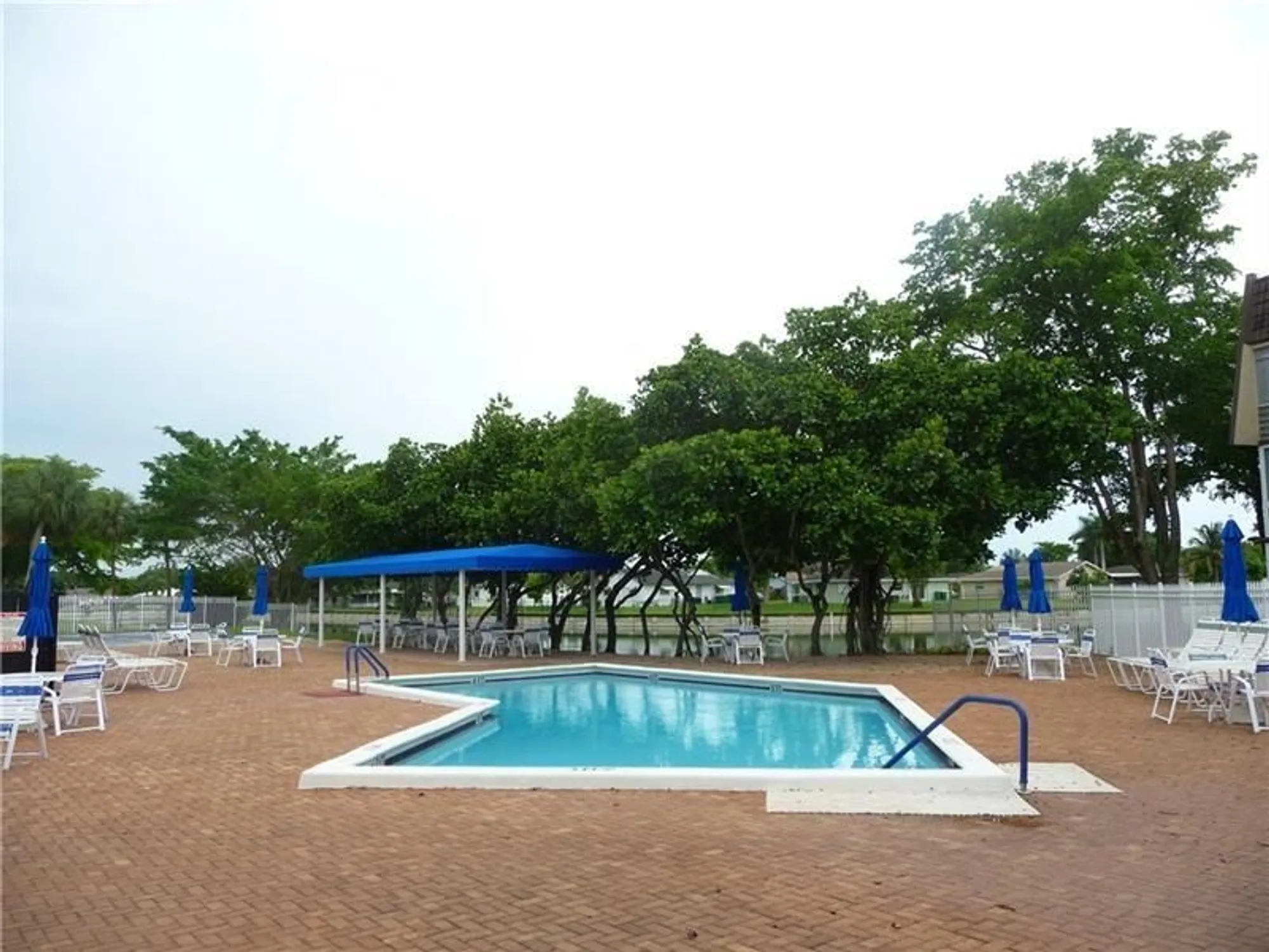 Property Slideshow image 2 of 21 | 9091 lime bay blvd apt 109, Tamarac, FL, 33321