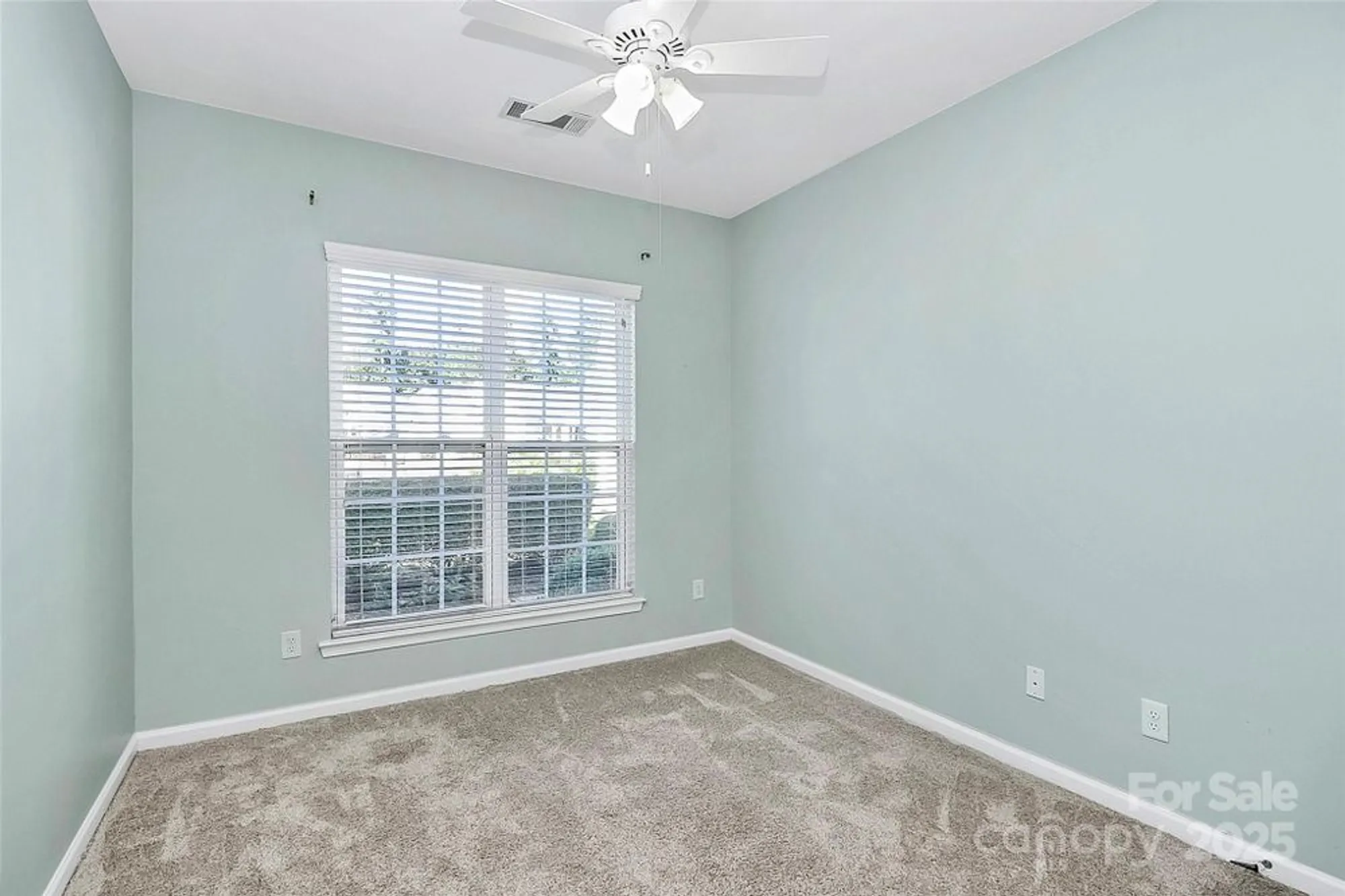 Property Slideshow image 25 of 48 | 911 lily magnolia ct, Fort Mill, SC, 29707