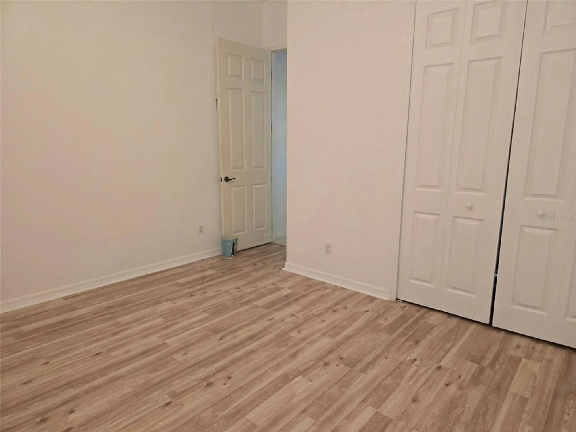 Property Slideshow image 20 of 49 | 108 crescent moon dr, Groveland, FL, 34736