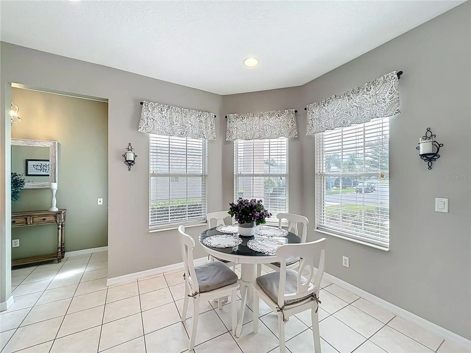 Property Slideshow image 11 of 59 | 5643 bounty cir, Tavares, FL, 32778