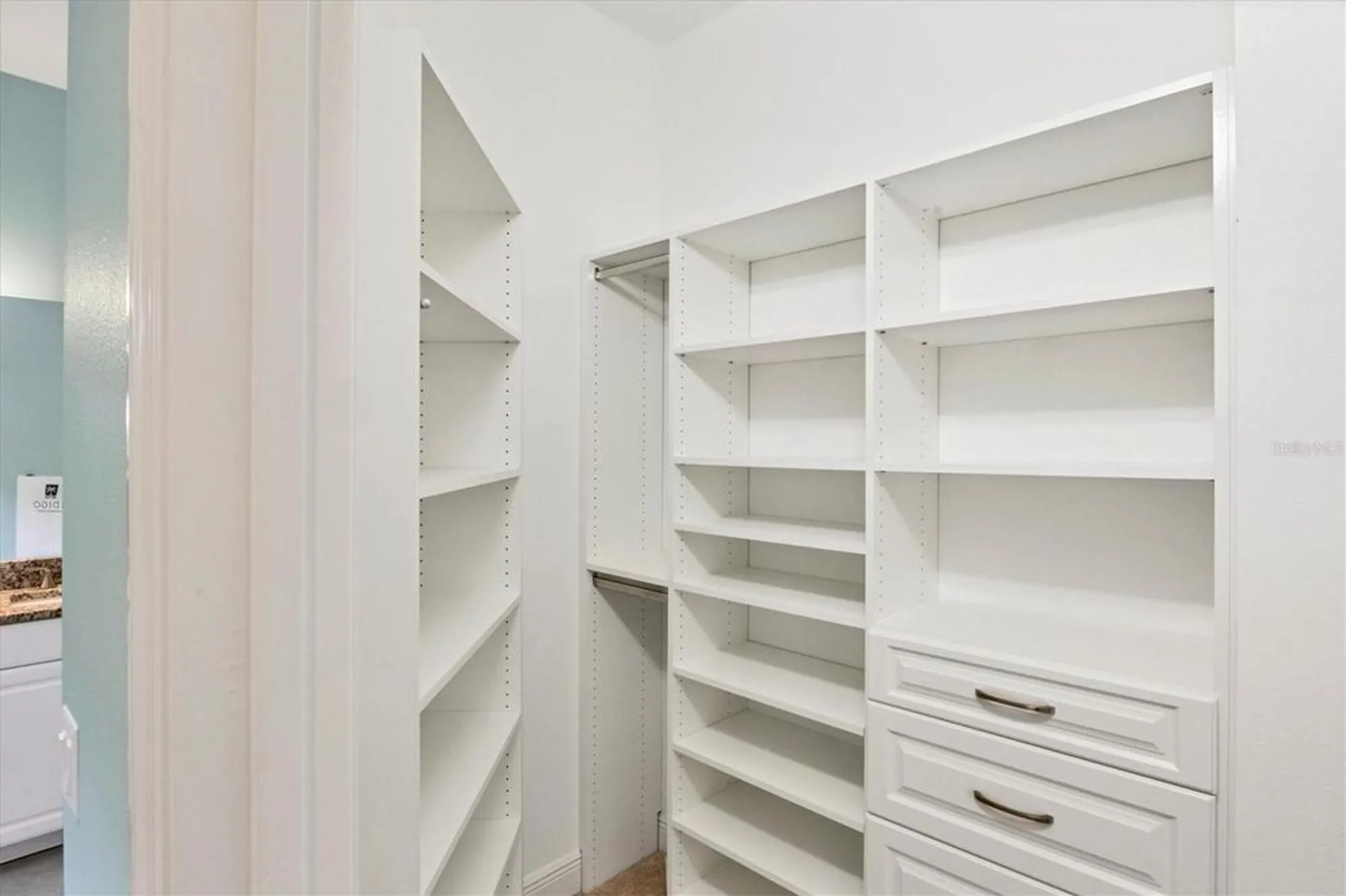 Property Slideshow image 28 of 83 | 4118 midnight blue run, Bradenton, FL, 34211