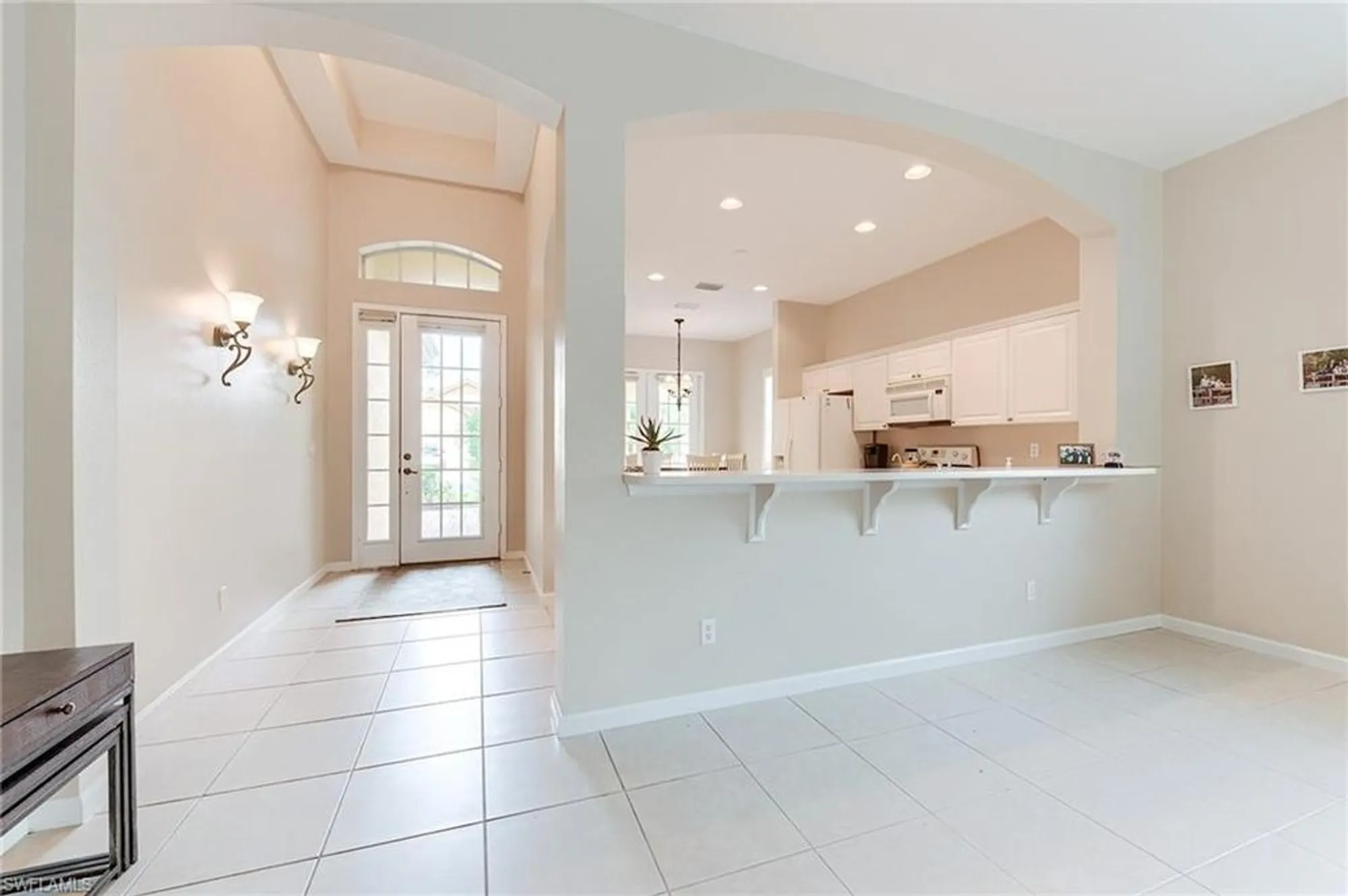 Property Slideshow image 11 of 38 | 3180 bramble cove ct, Fort Myers, FL, 33905