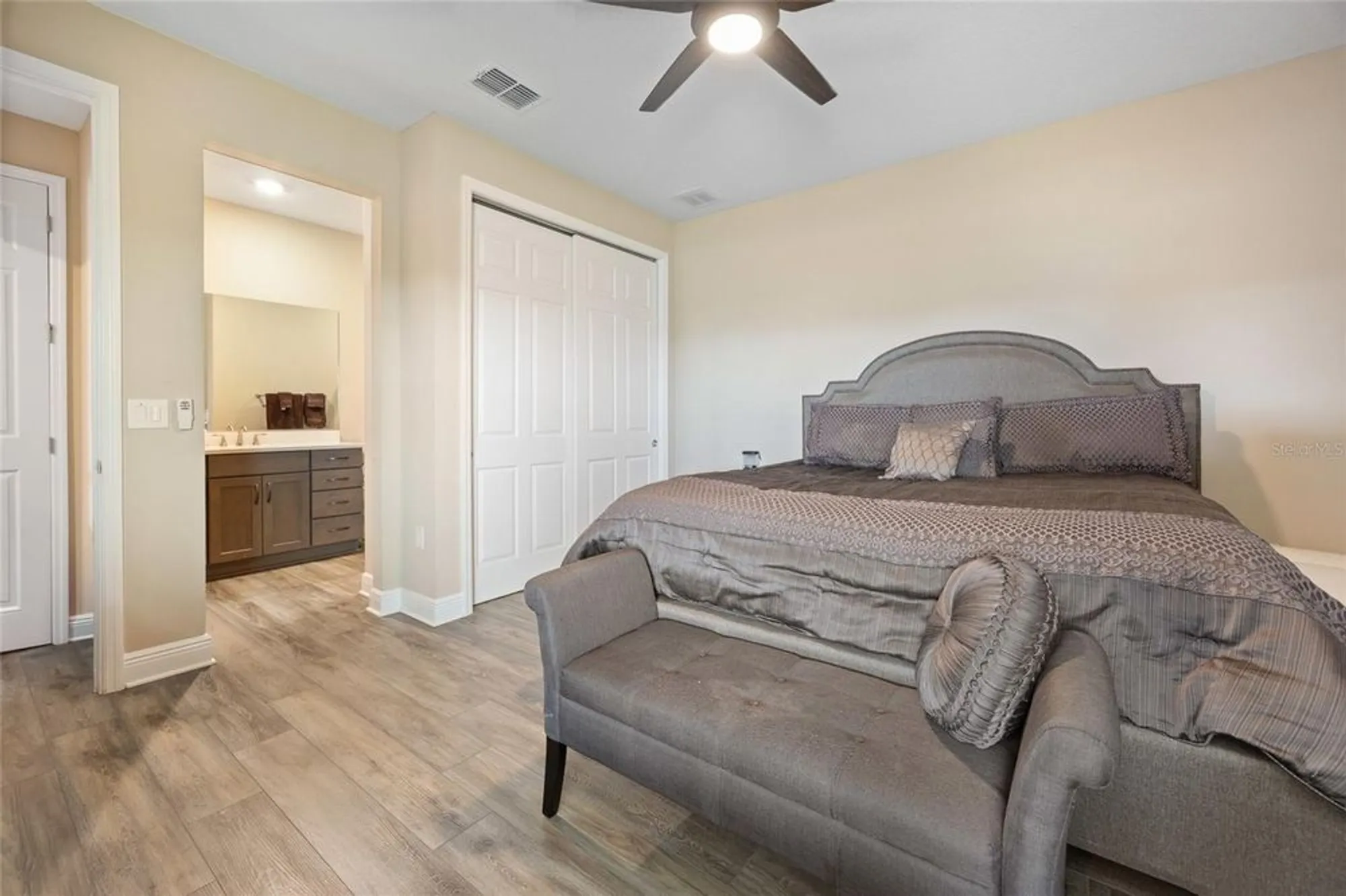 Property Slideshow image 9 of 45 | 10242 sw 98th place rd, Ocala, FL, 34481