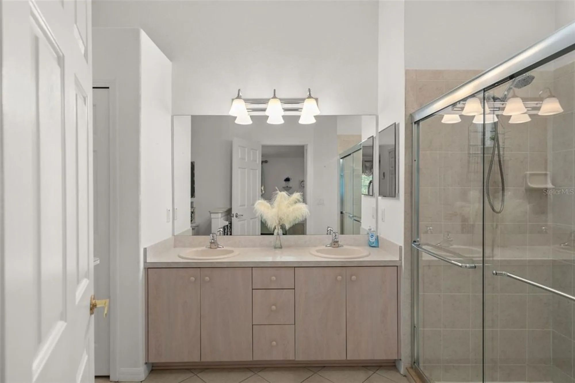 Property Slideshow image 22 of 55 | 18129 baywood forest dr, Hudson, FL, 34667