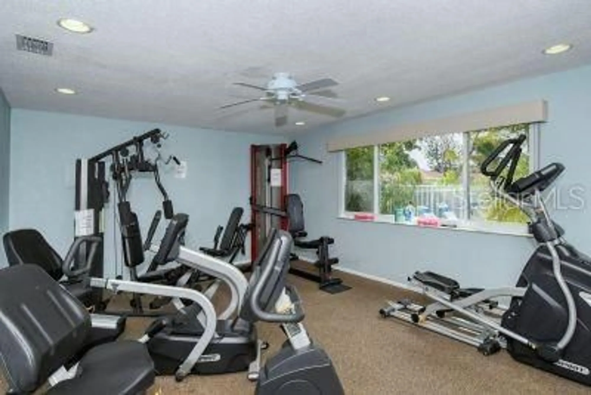 Property Slideshow image 33 of 37 | 2607 riverbluff pkwy # v145, Sarasota, FL, 34231