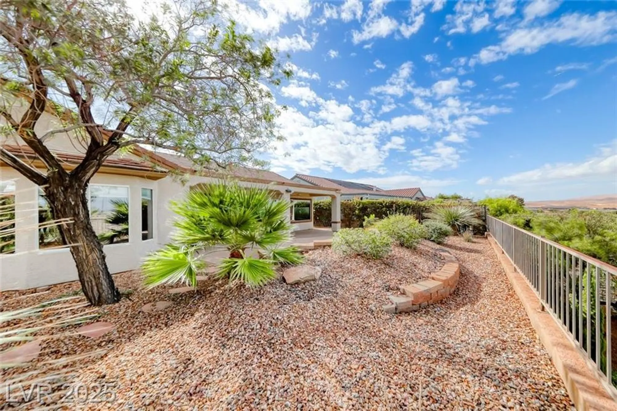 Property Slideshow image 5 of 56 | 1601 wellington springs ave, Henderson, NV, 89052