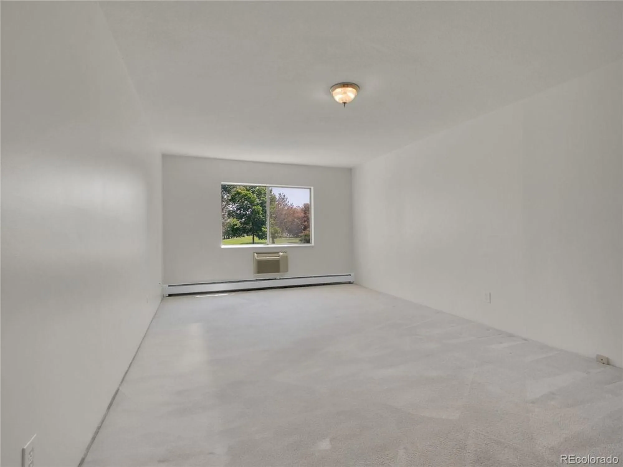 Property Slideshow image 15 of 40 | 3144 s wheeling way apt 206, Aurora, CO, 80014