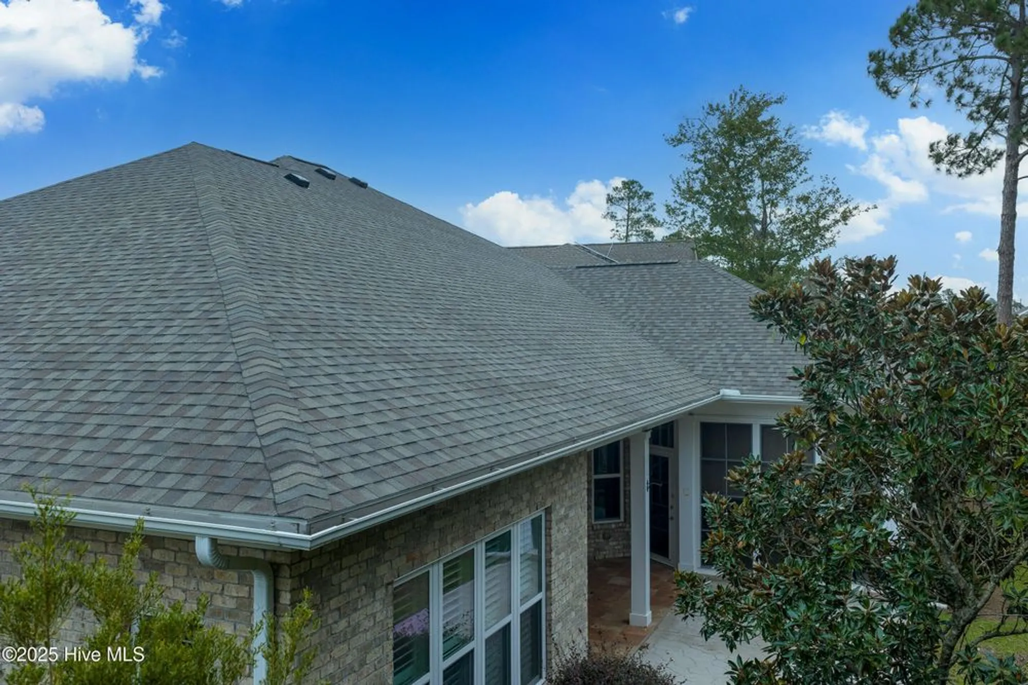 Property Slideshow image 8 of 74 | 1715 s stillwood dr, Leland, NC, 28451